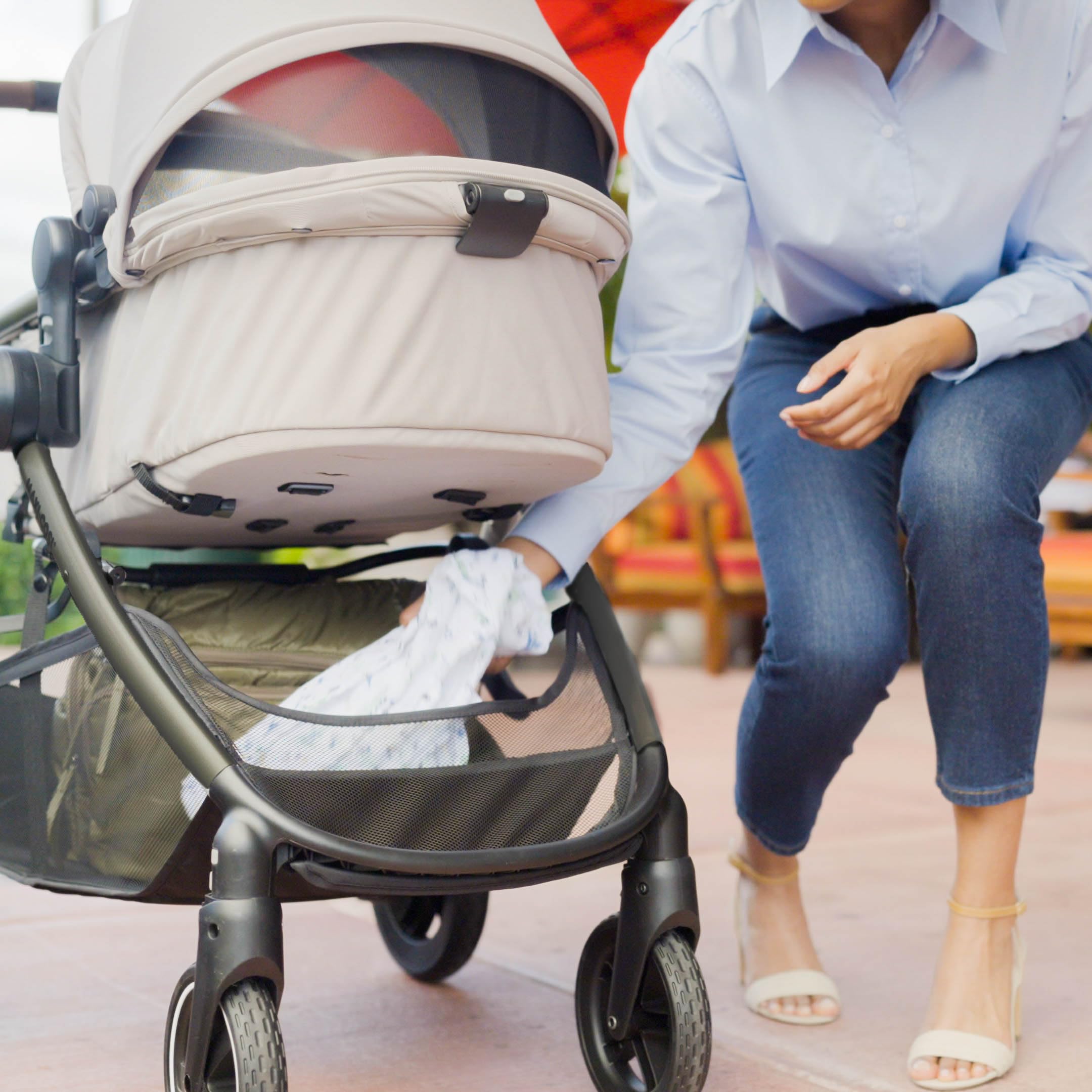 Zelia™ Luxe 5-in-1 Modular Travel System