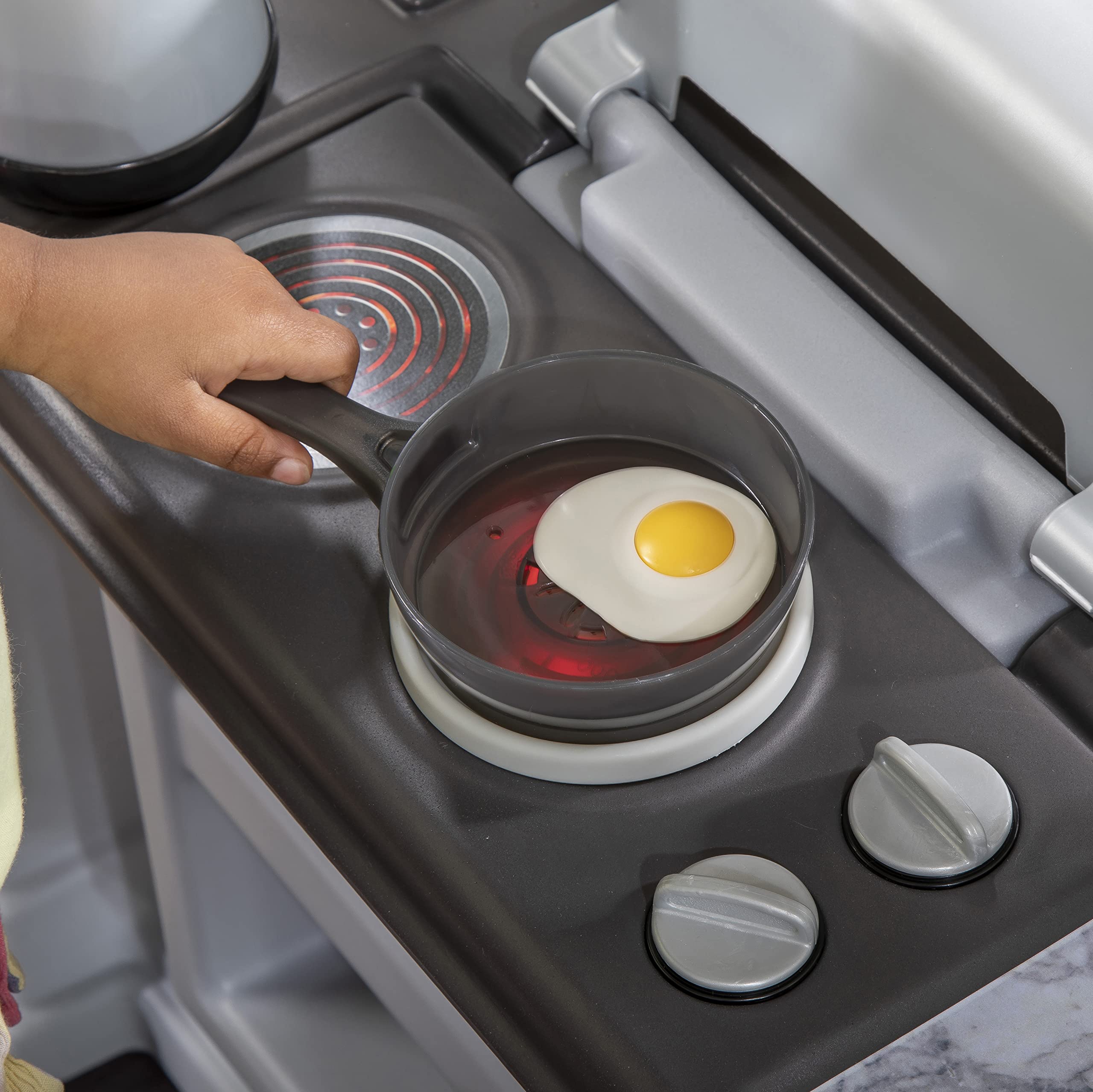 Walk-In Kitchen & Grill Playset with Lights & Sounds