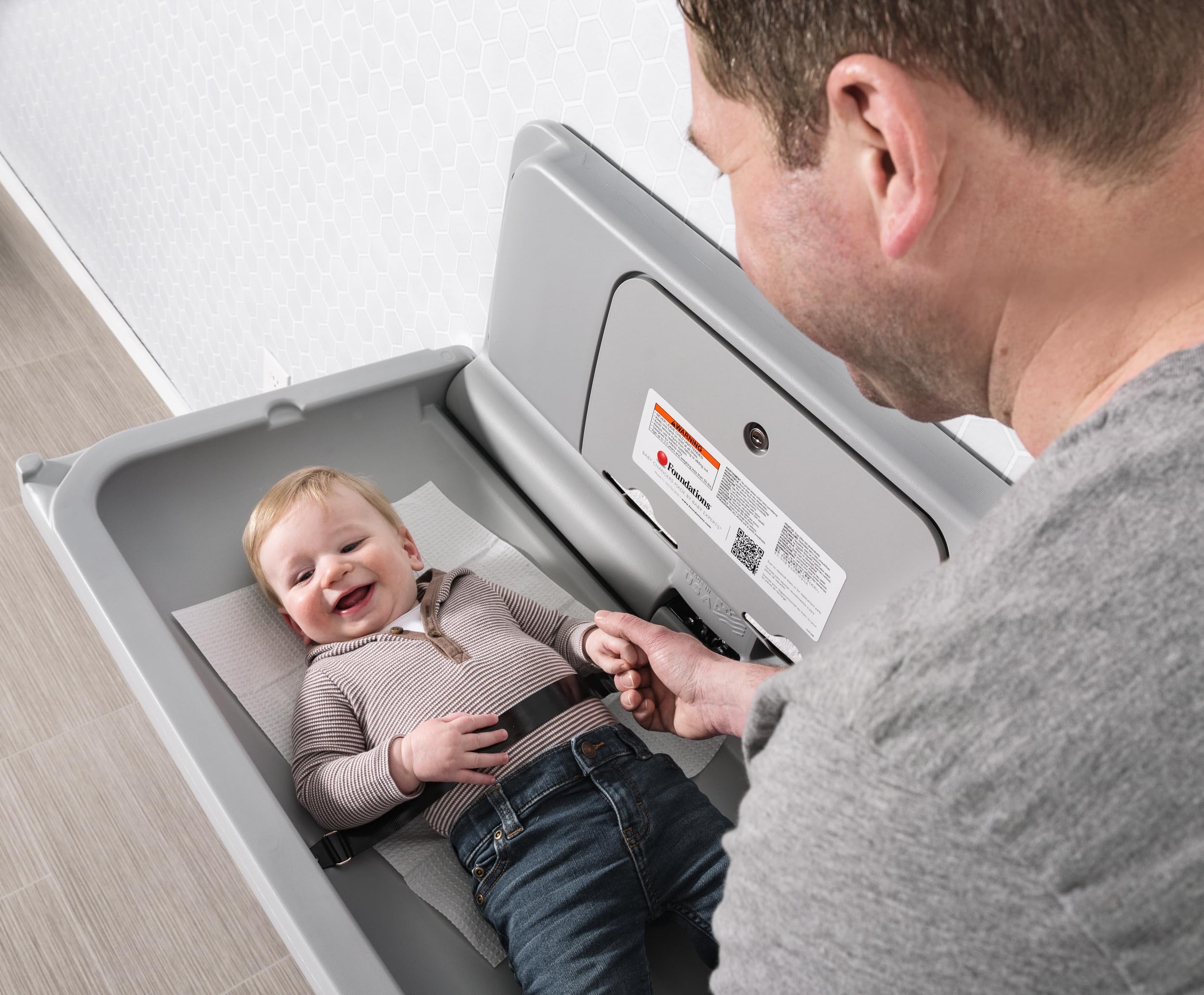 2-Ply Disposable Non-Waterproof Baby Changing Station Liner Refills for Commercial
