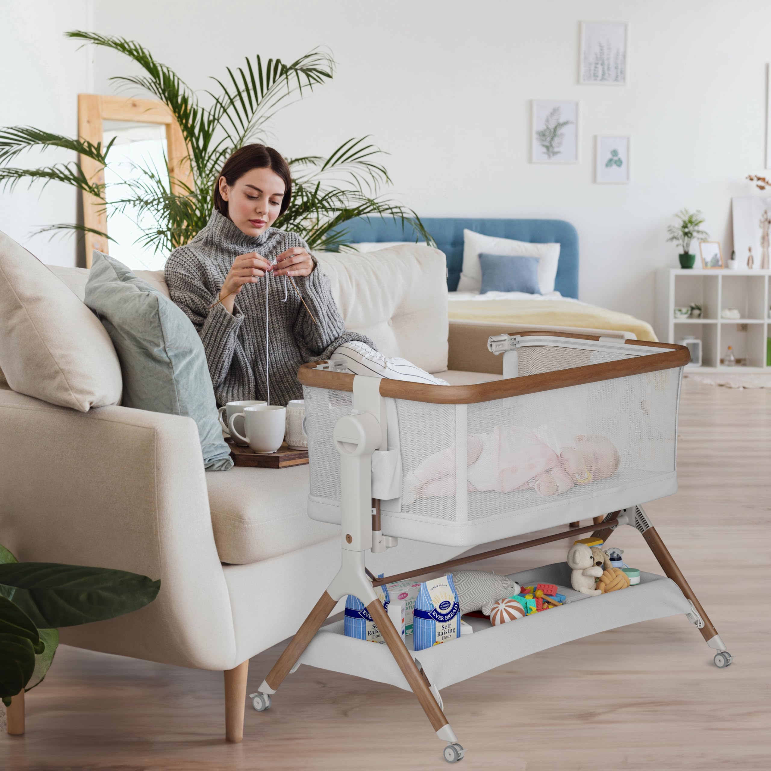 Rocking Bassinet Bedside Sleeper with Adjustable Height