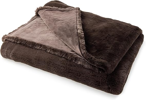 Snuggle Luxe Premium Soft Eco-Conscious Cozy Throw Blanket for Perfect Comfort