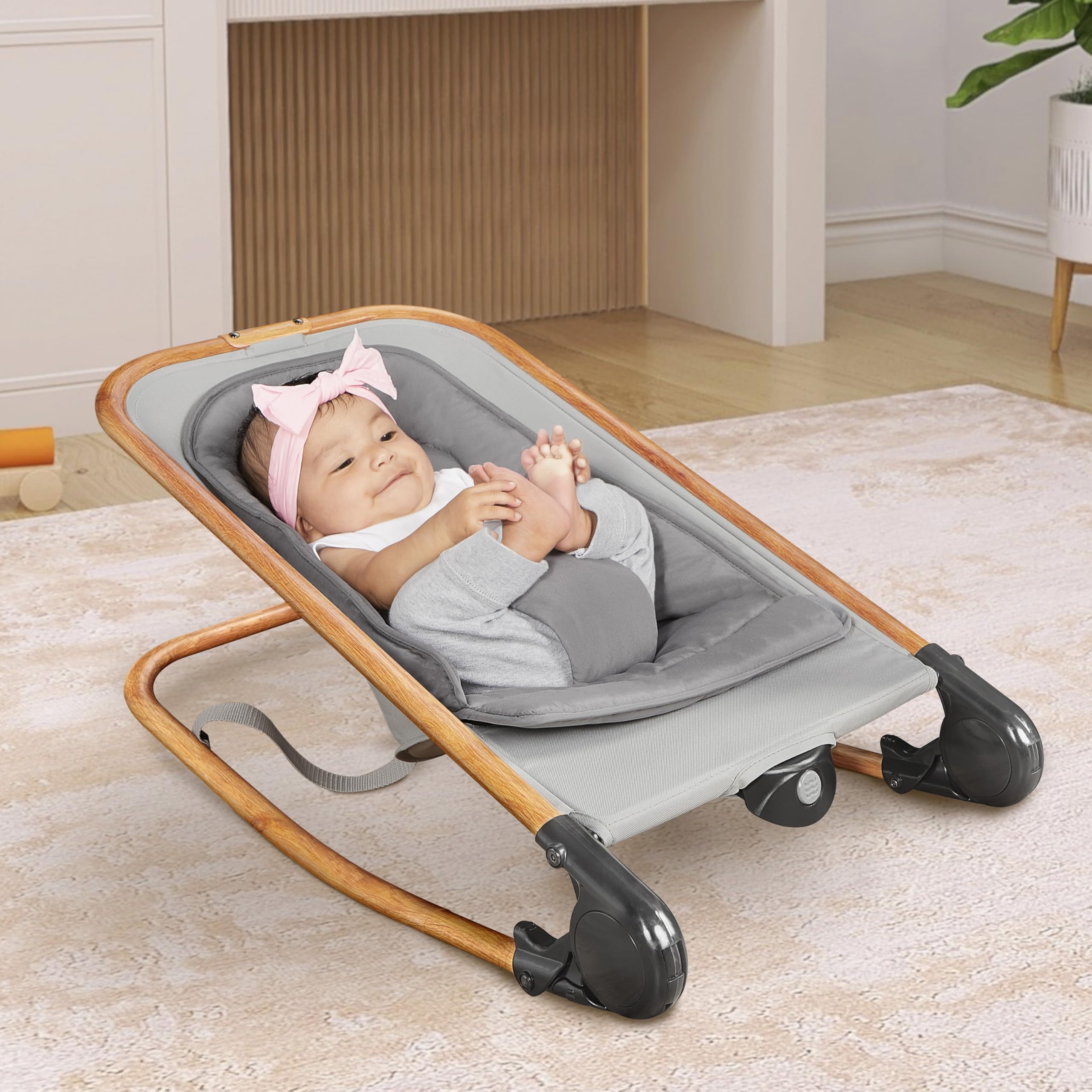 2-in-1 Baby Rocker and Stationary Seat with Adjustable Recline