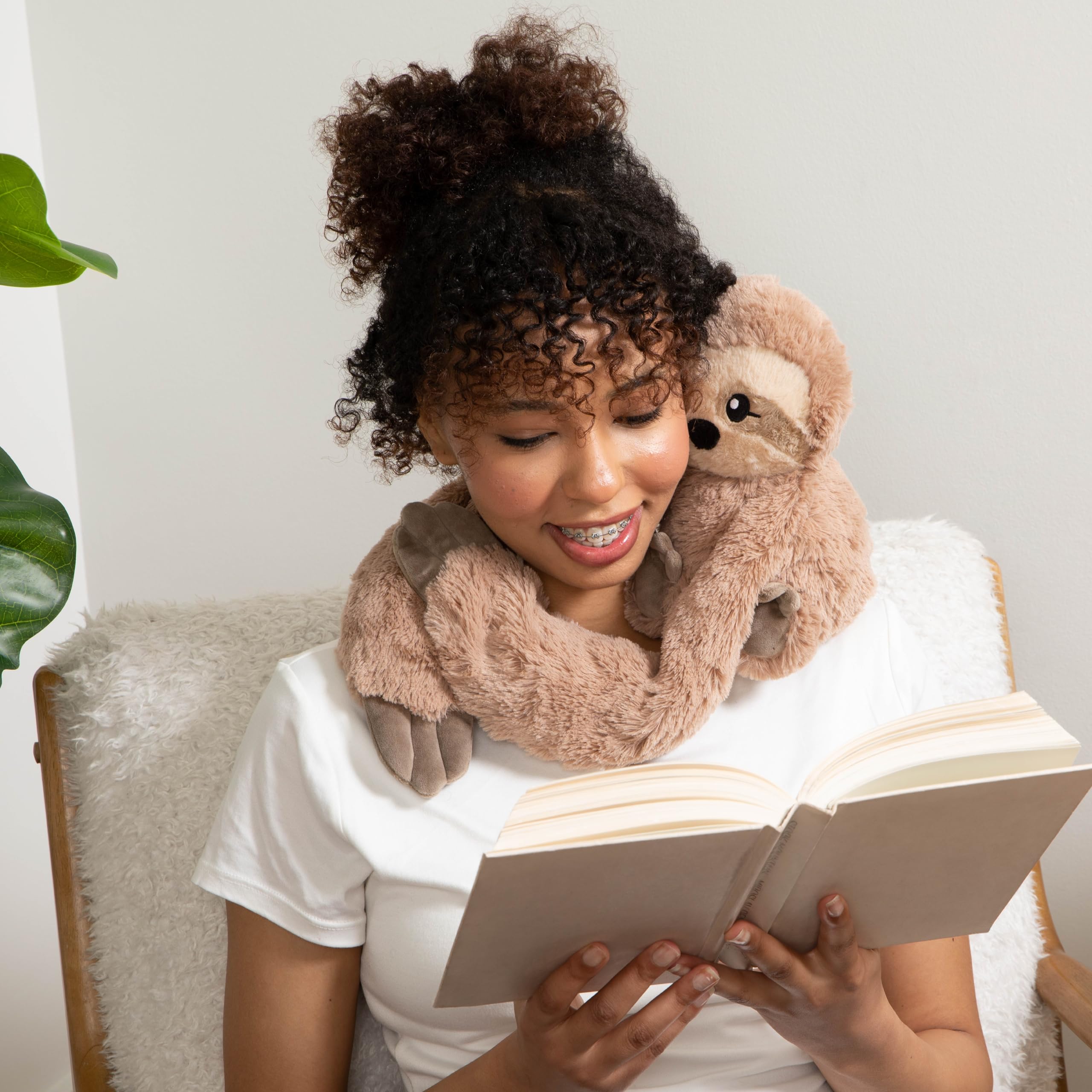 Sawyer The Sloth 2.5 lb Microwaveable & Freezable Weighted