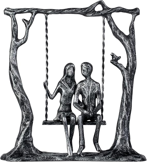 Anniversary Iron Sculpture Gift – Romantic Couple Statue