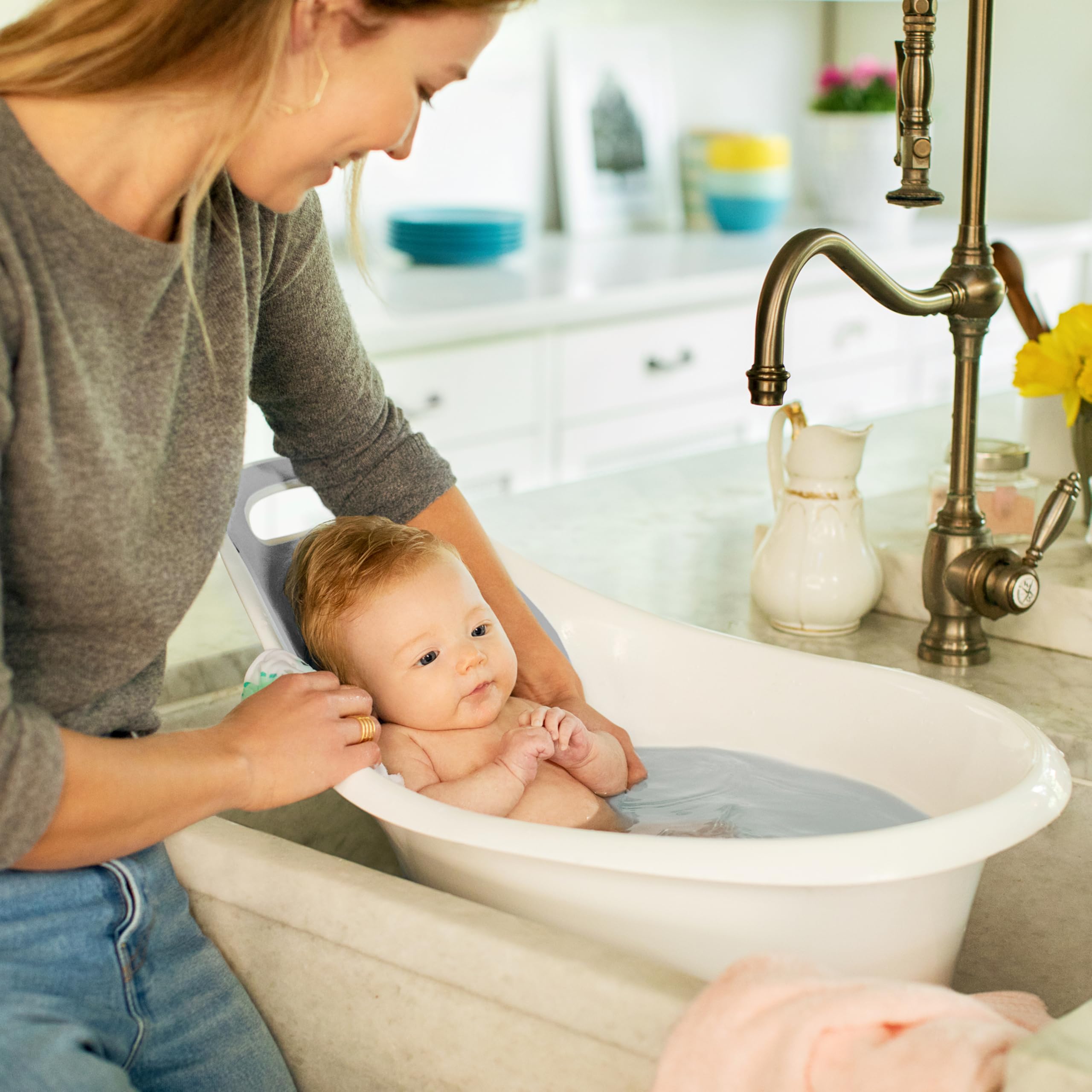 Sit & Soak™ Baby Bath Tub, 0-12 Months, White, 25 x 16.25 x 15 Inch