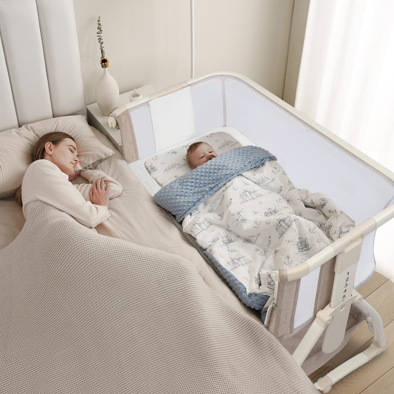 Bedside Baby Bassinet with Wheels