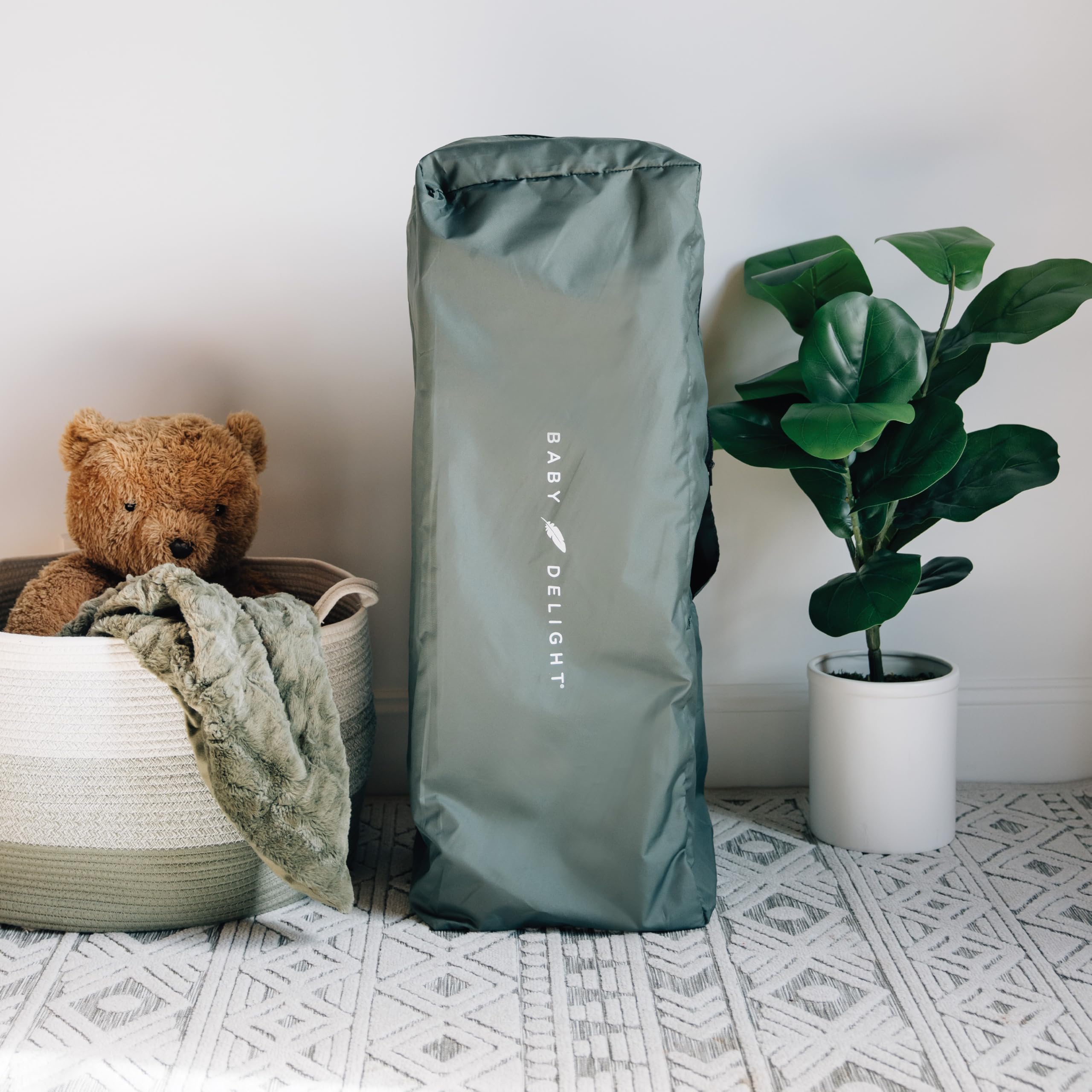 Lunaire Organic Full Size Crib with Breathable Mesh