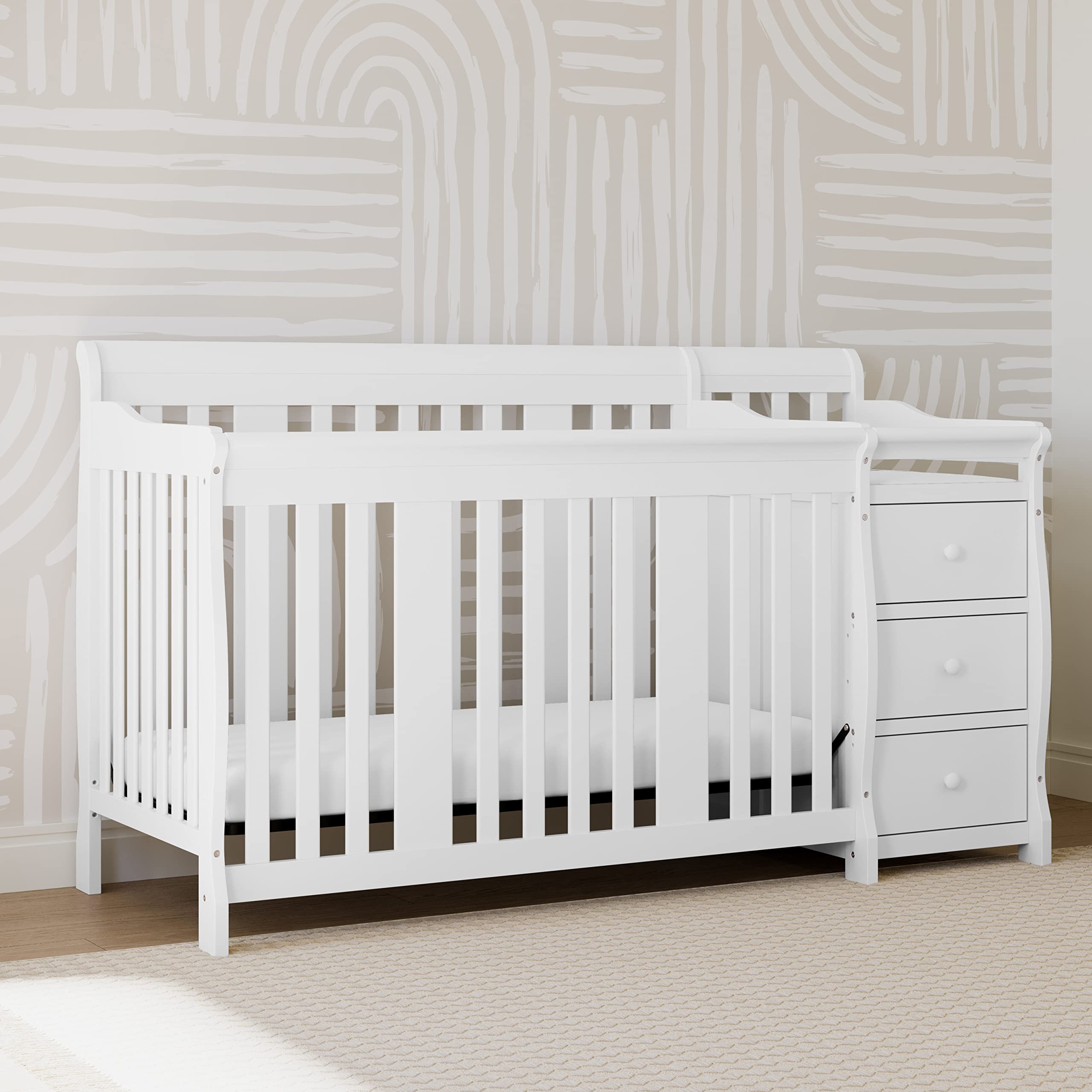 All-in-One Convertible Crib & Changer (White) – GREENGUARD Gold Certified