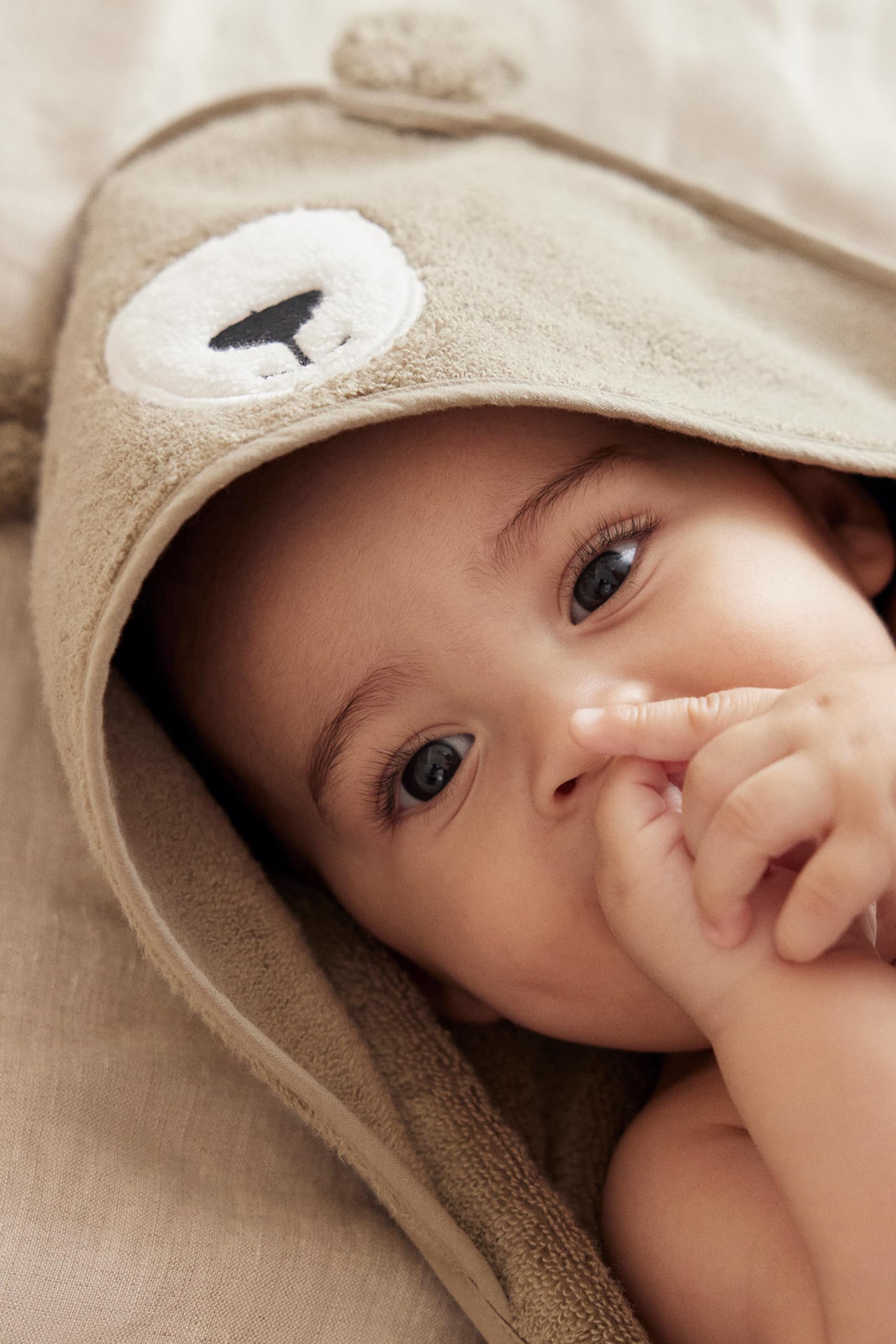 Hooded Bath Towel with Bear Design in Taupe - Unisex Soft Cotton