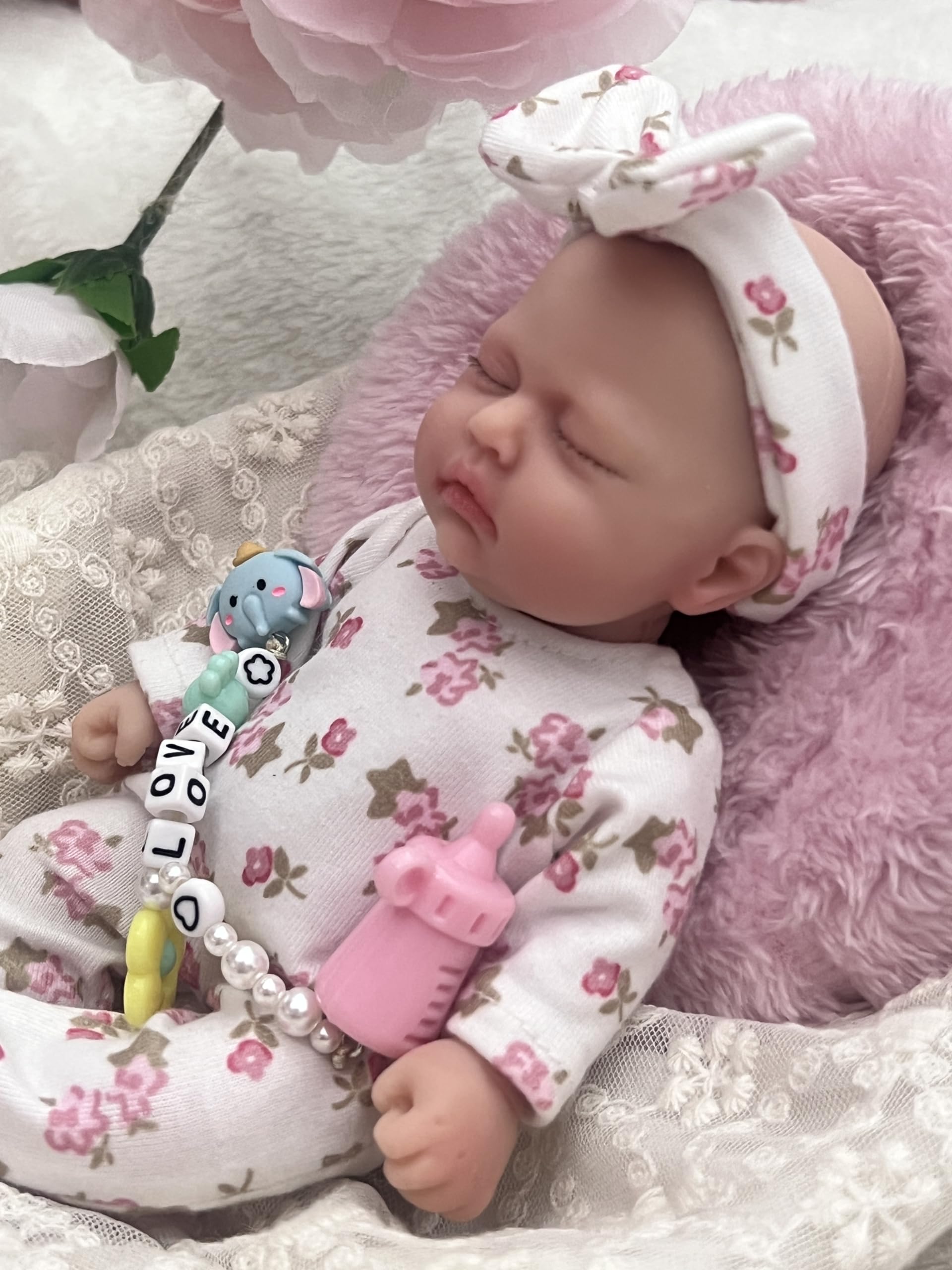 7 Inch Reborn Baby Doll ， Silicone Doll Girl Betty, Mini Realistic Newborn Baby Dolls