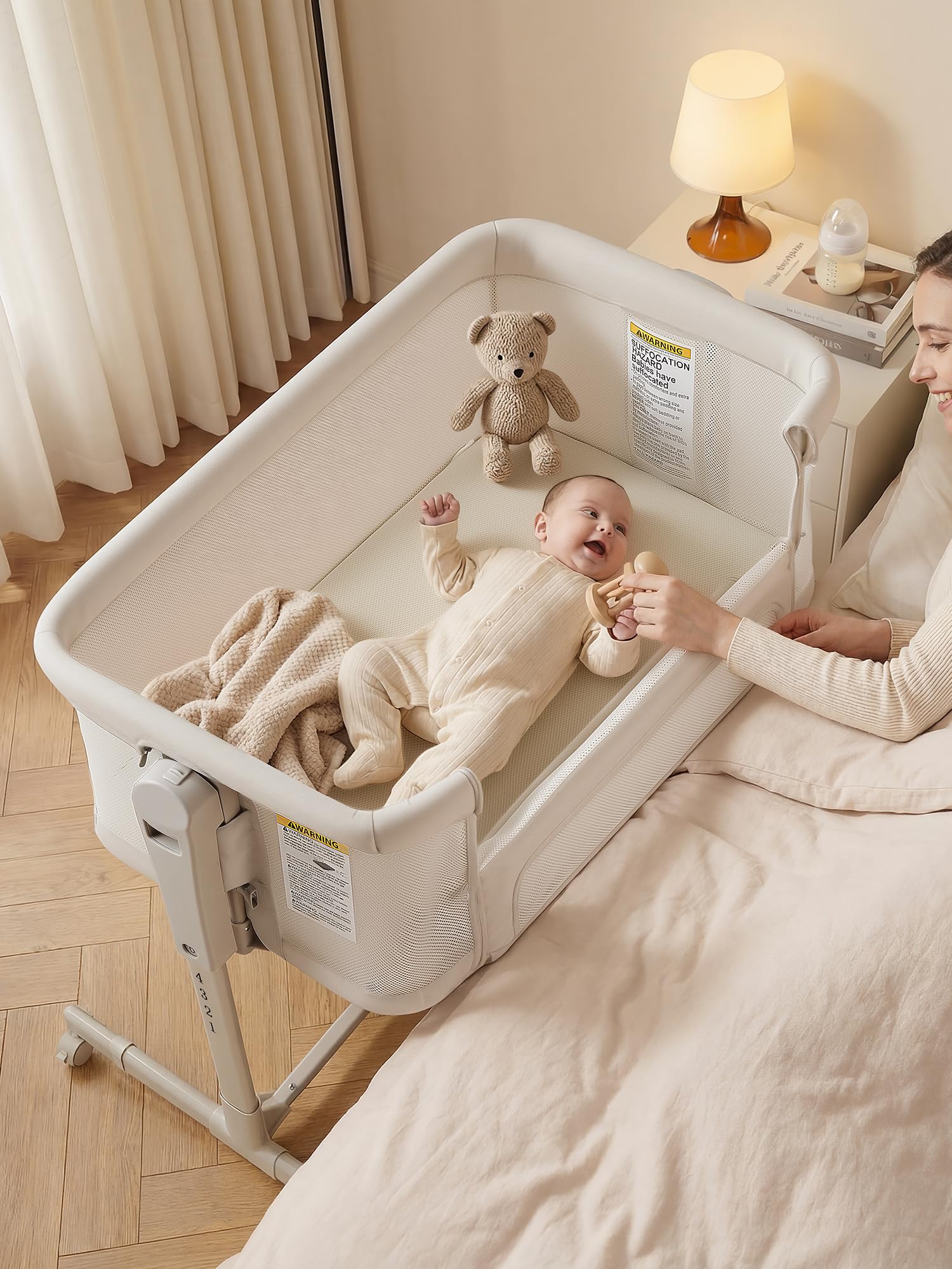 3-in-1 Bedside Bassinet with Adjustable Height