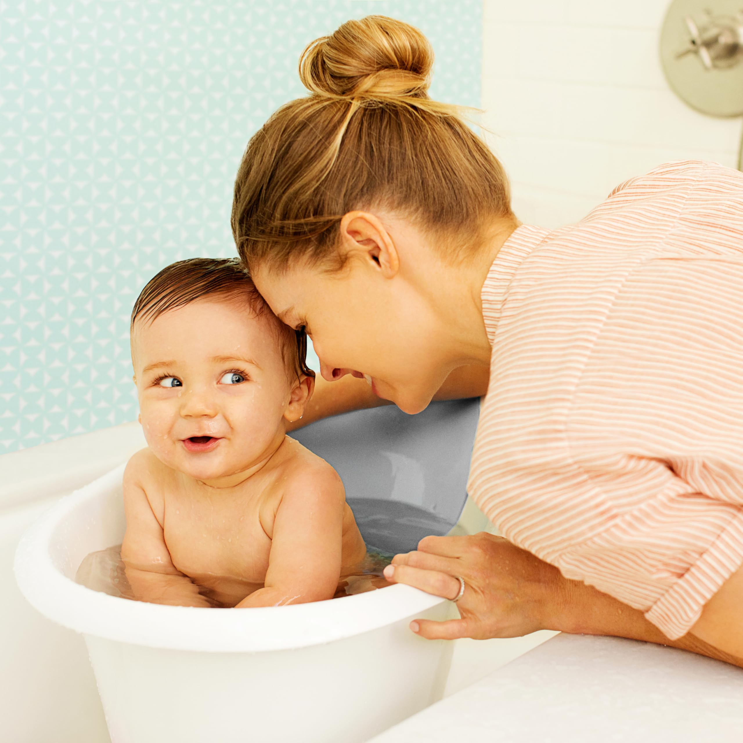 Sit & Soak™ Baby Bath Tub, 0-12 Months, White, 25 x 16.25 x 15 Inch