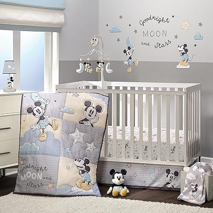 Disney Classic Pooh 3-Piece Baby Gift Set – Musical Mobile