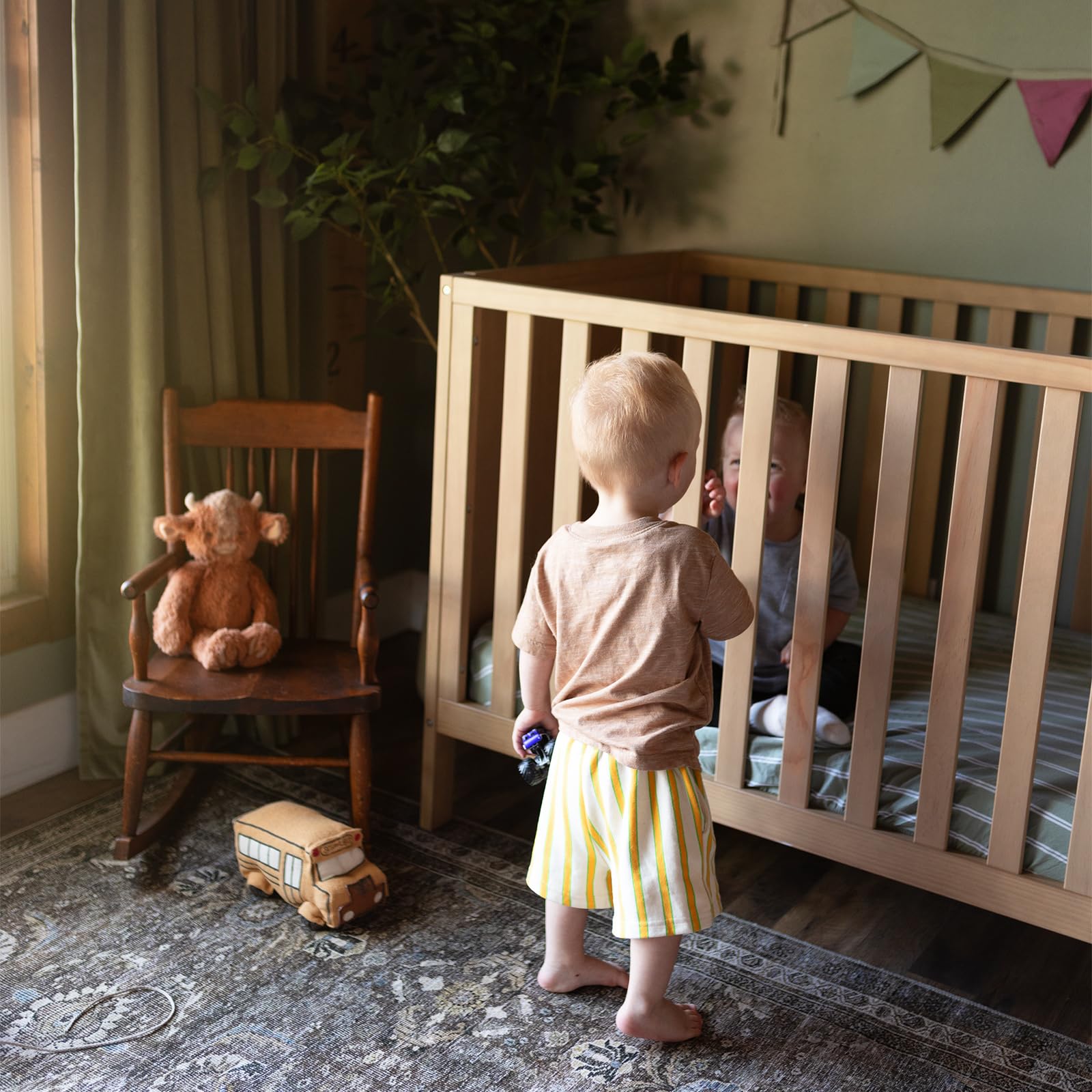 Grevia 5 in 1 Convertible Crib, 3 Adjustable Heights