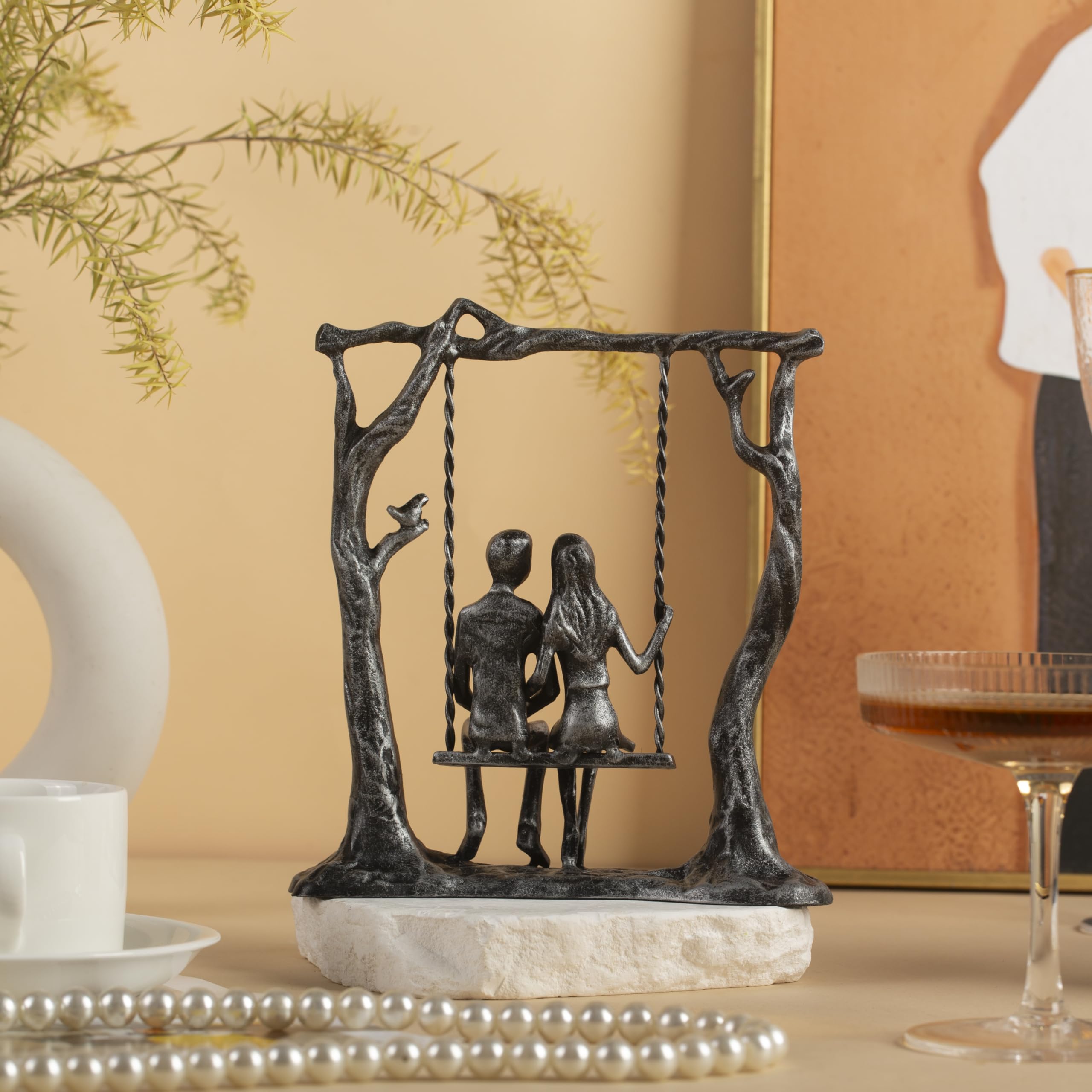 Romantic Couple Iron Sculpture Anniversary Statue