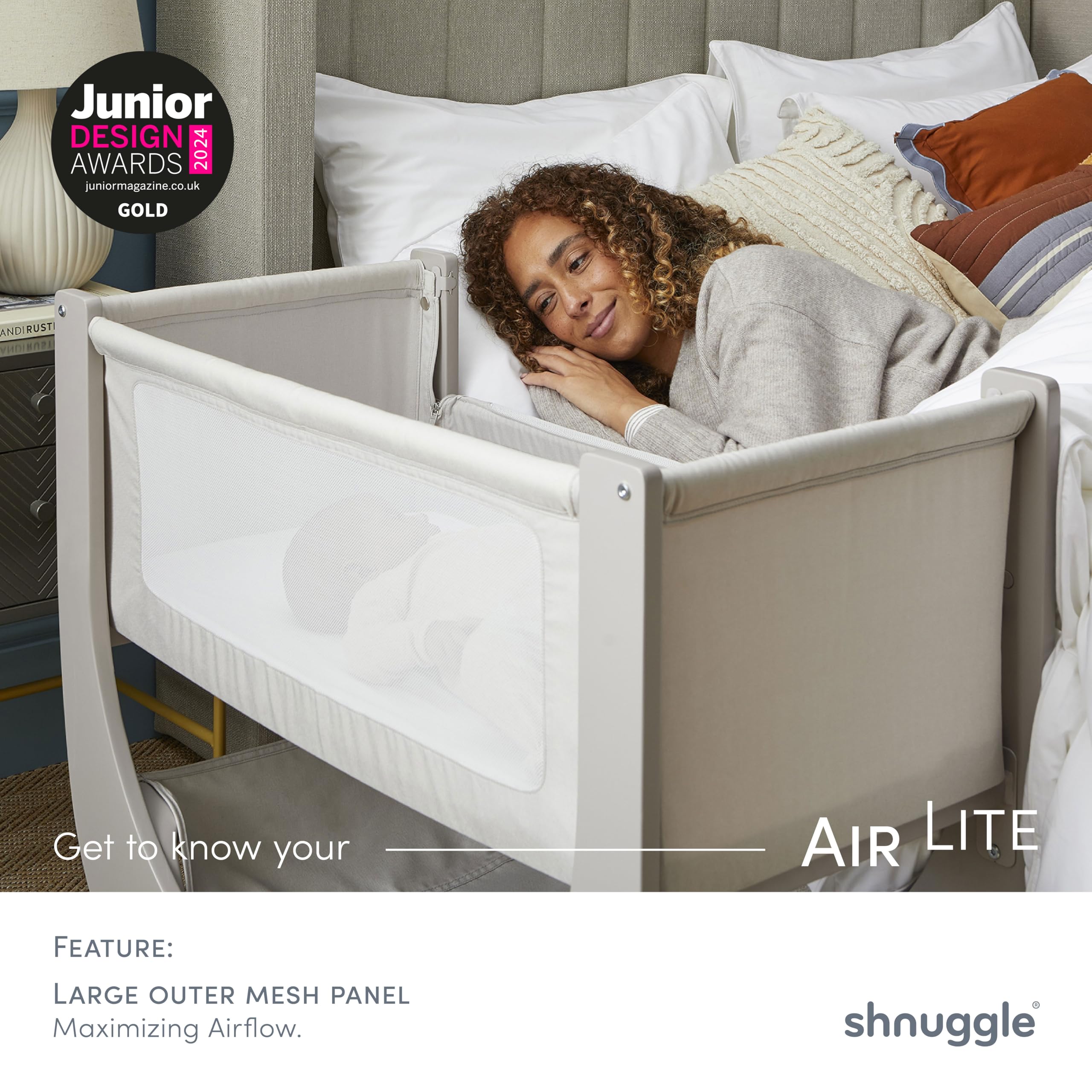Bedside Infant Bassinet with Breathable Mesh Sides and Adjustable Height