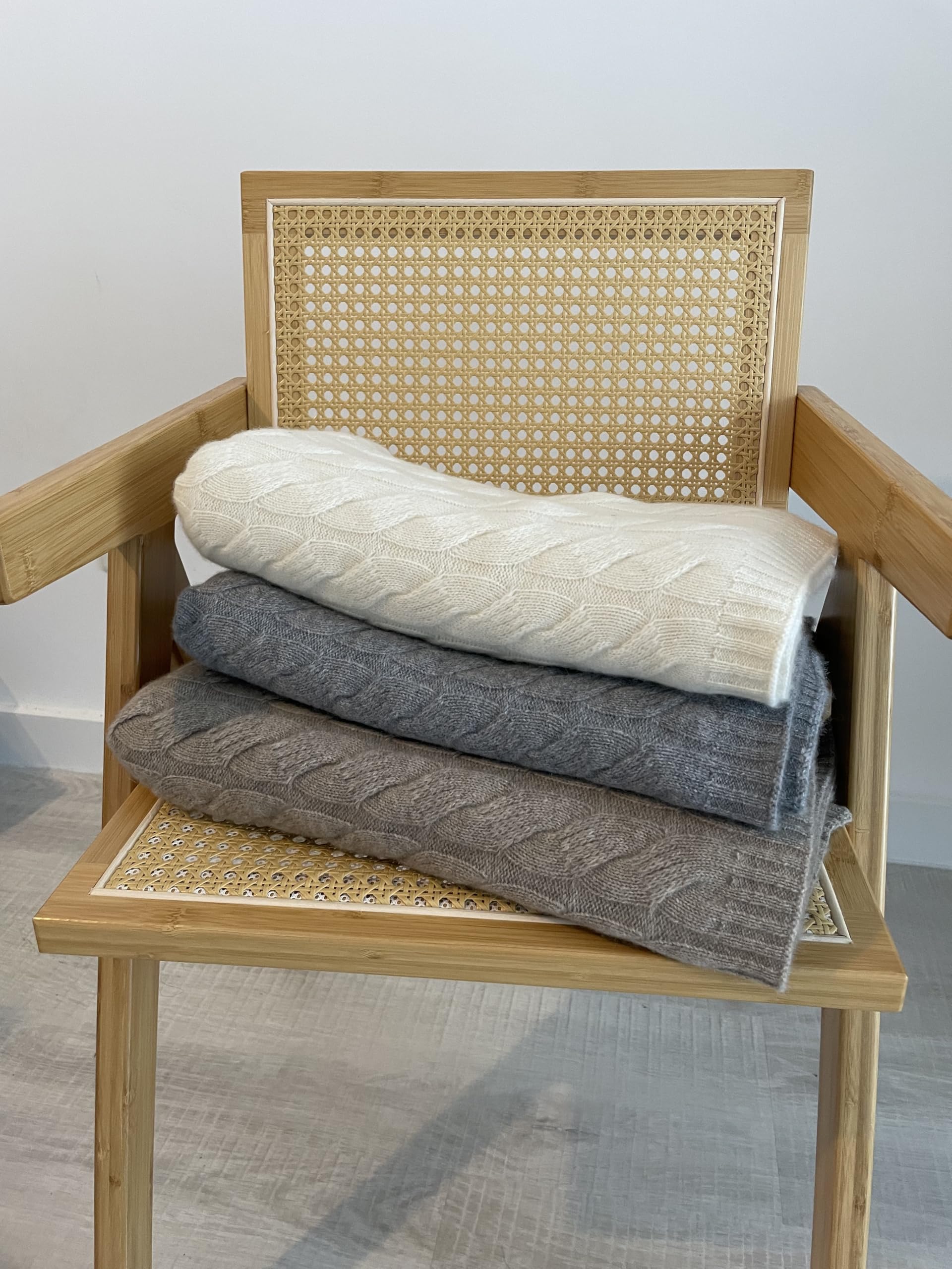 Luxurious 100% Cashmere Cable Knit Throw Blanket – Ultra-Soft