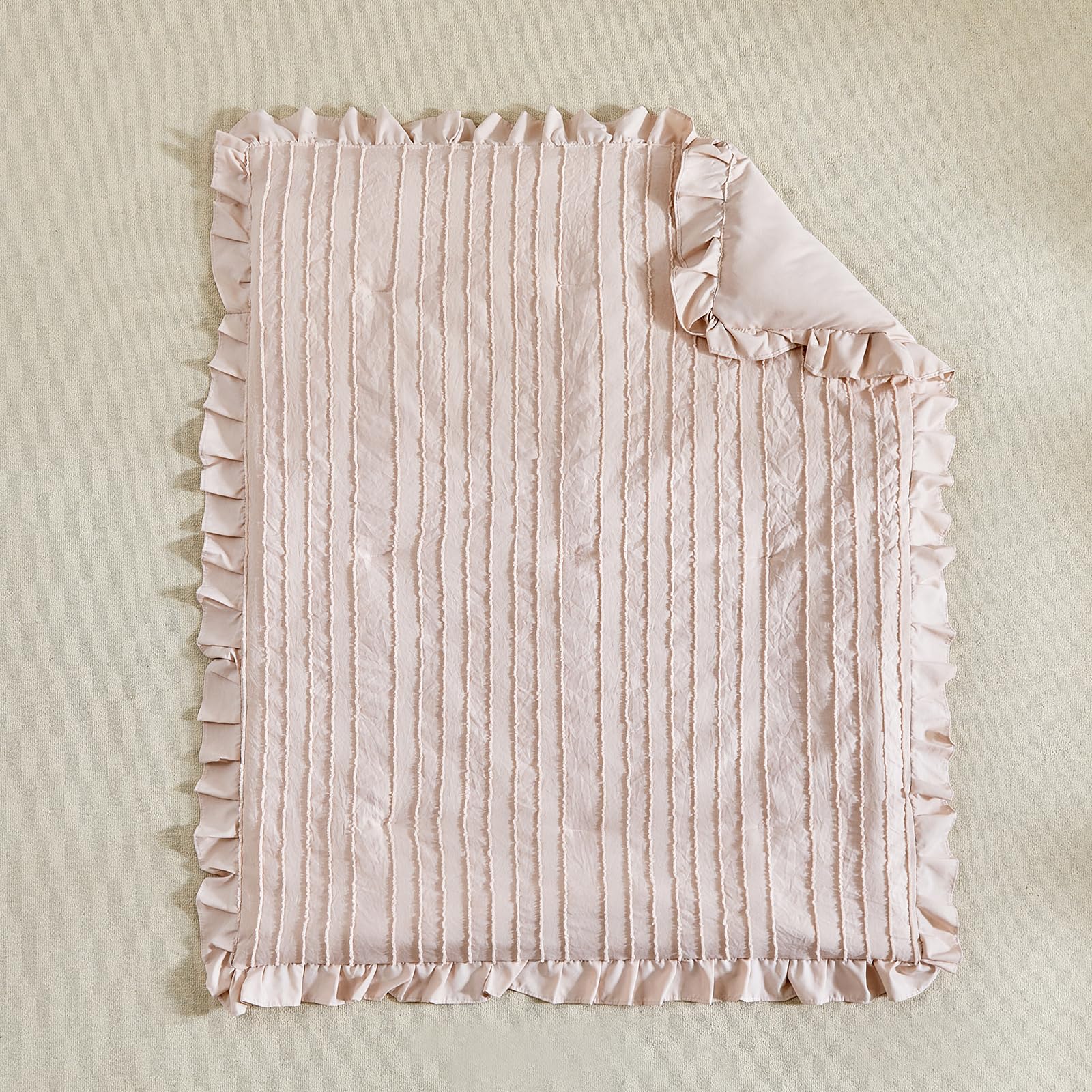 Tufted Crib Bedding Set with Ruffle Fringe