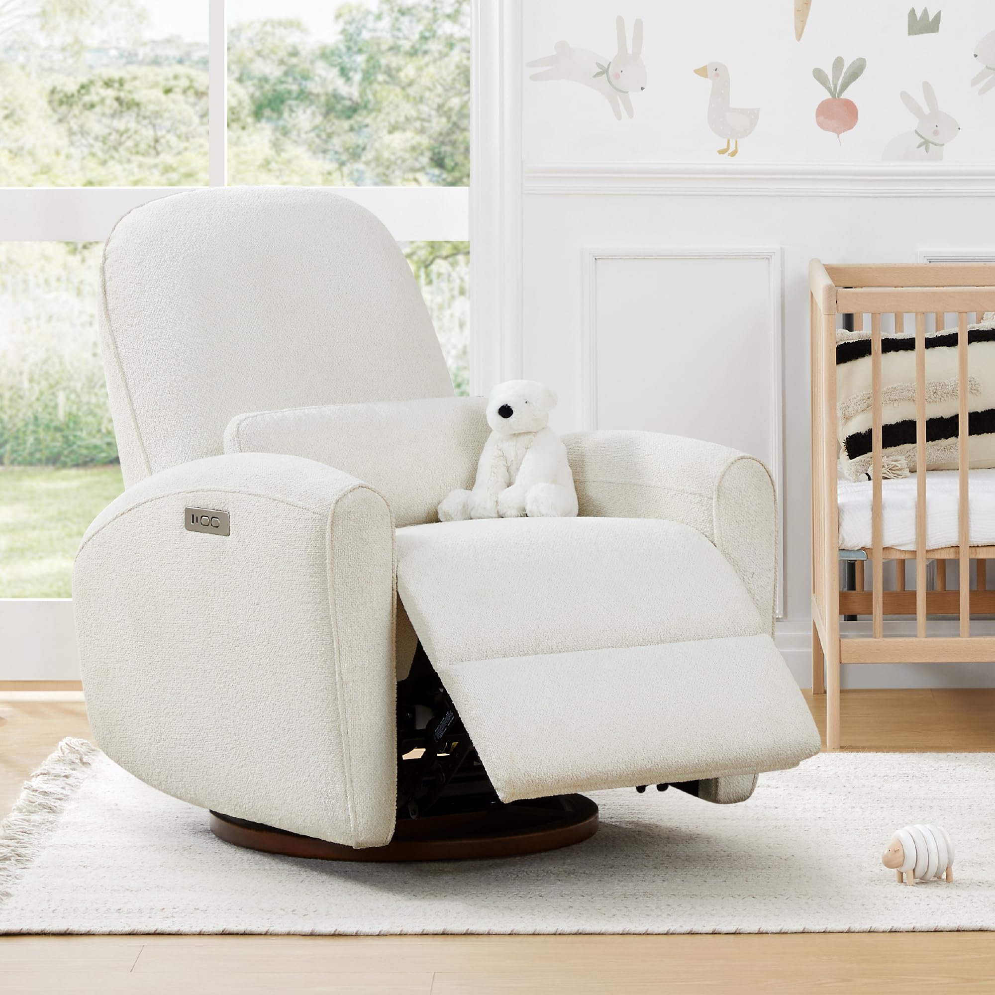 Power Recliner Chair with Swivel & USB Charging