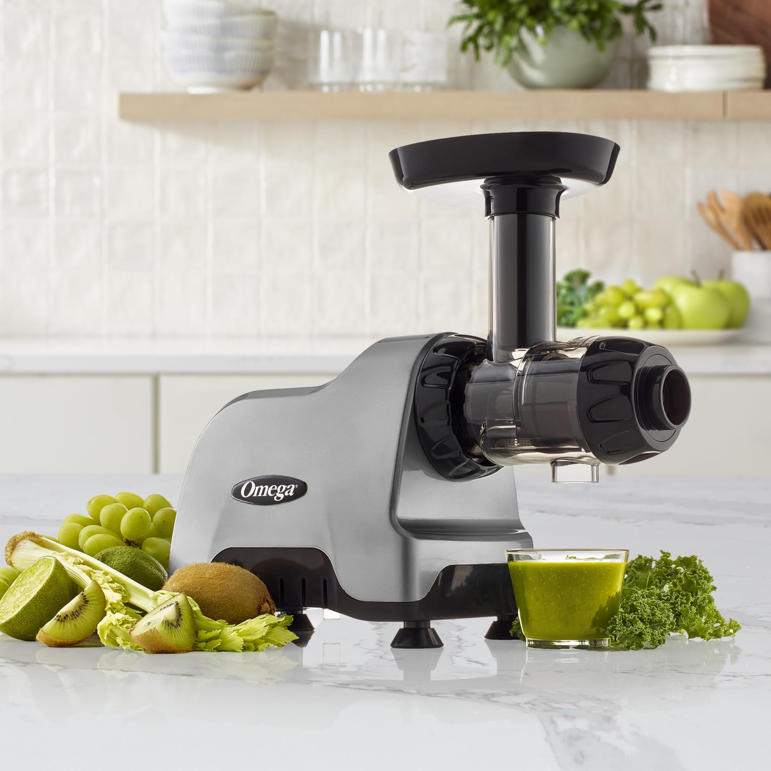 Compact Cold Press Juicer Machine, Vegetable and Fruit Juice Extractor and Nutrition