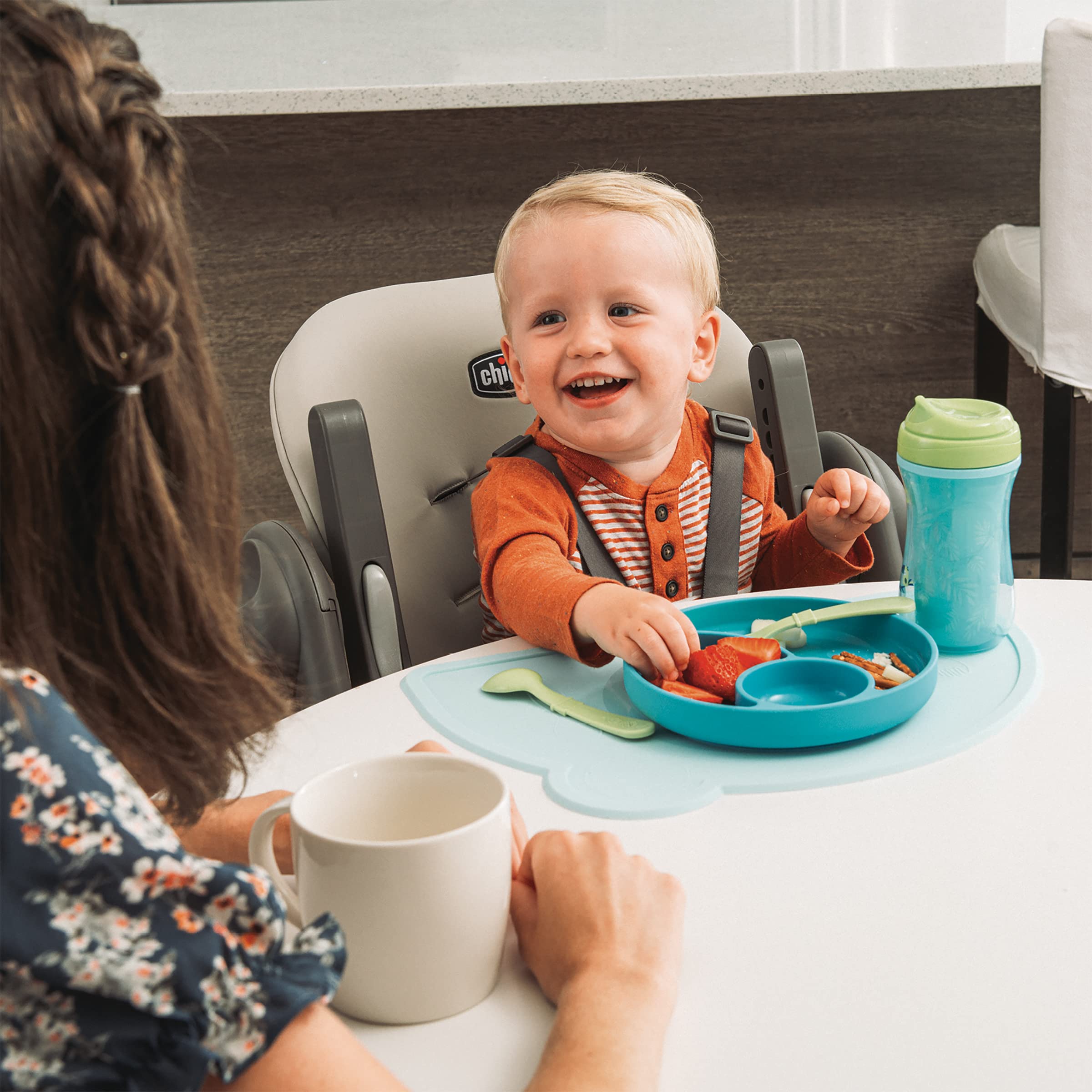 Space-Saving Foldable High Chair with Multi-Position Recline and Height Adjustment