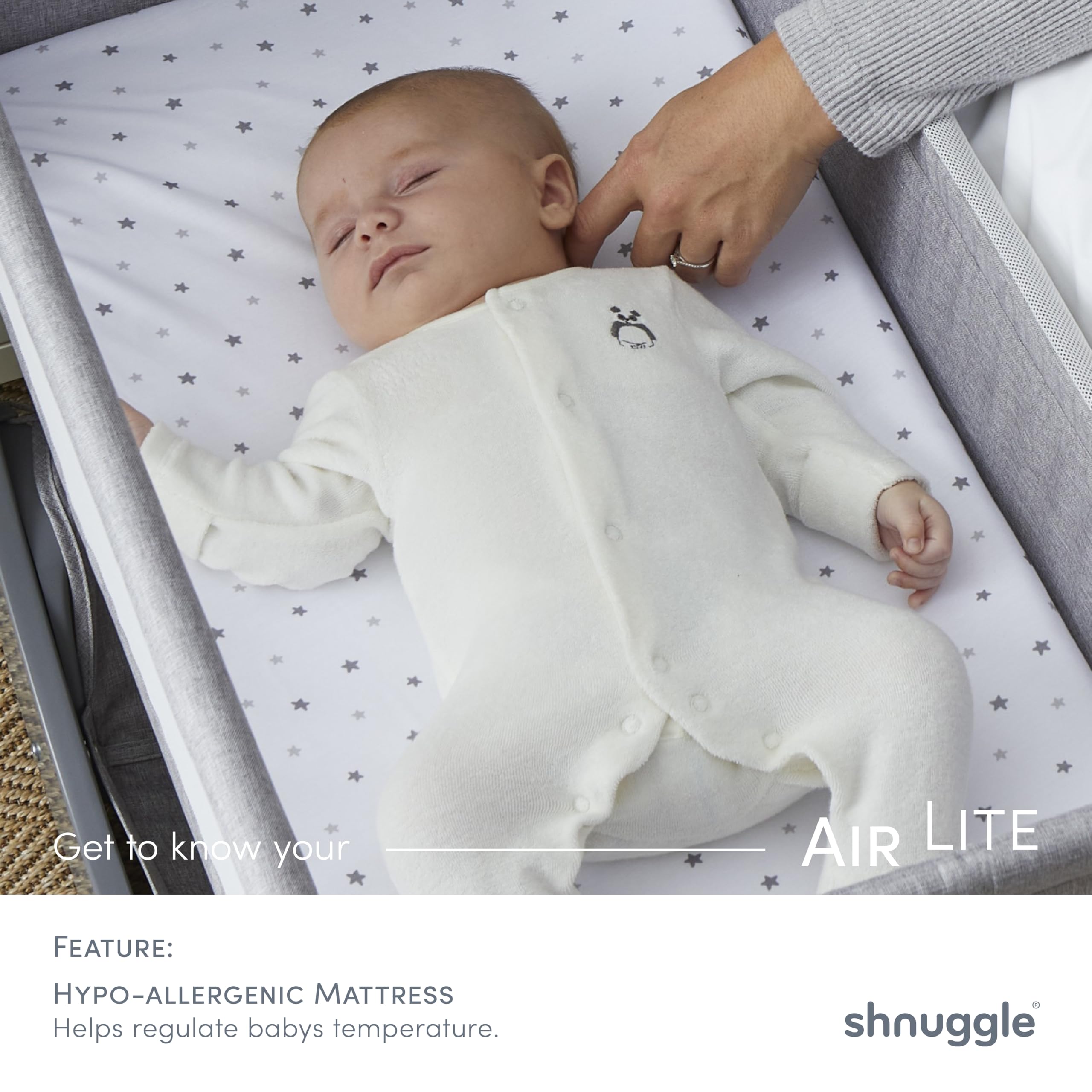 Bedside Infant Bassinet with Breathable Mesh Sides and Adjustable Height