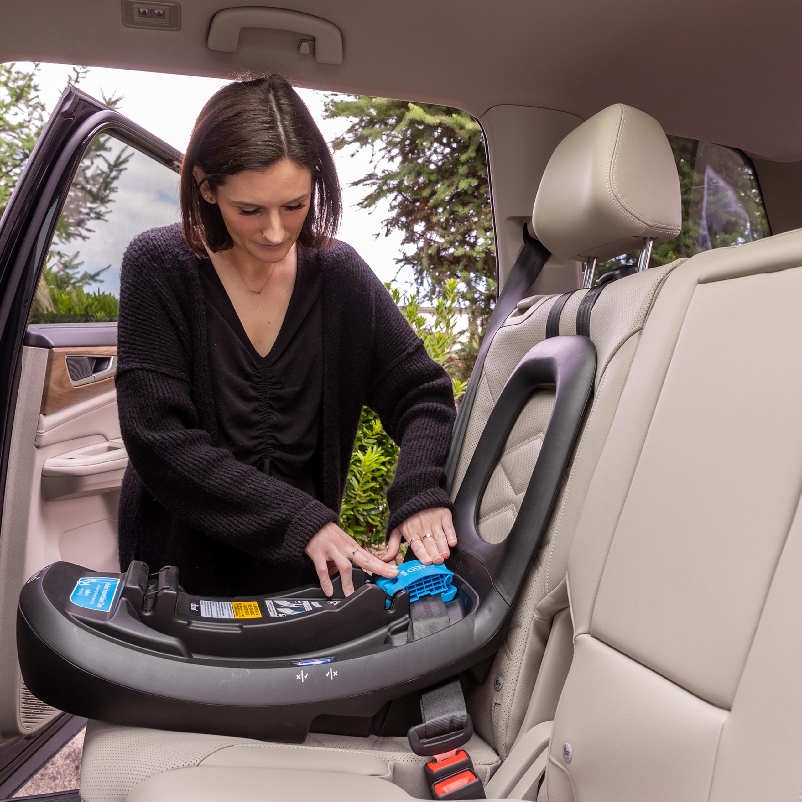 Infant Car Seat with Base - Rear-Facing 4-30lbs