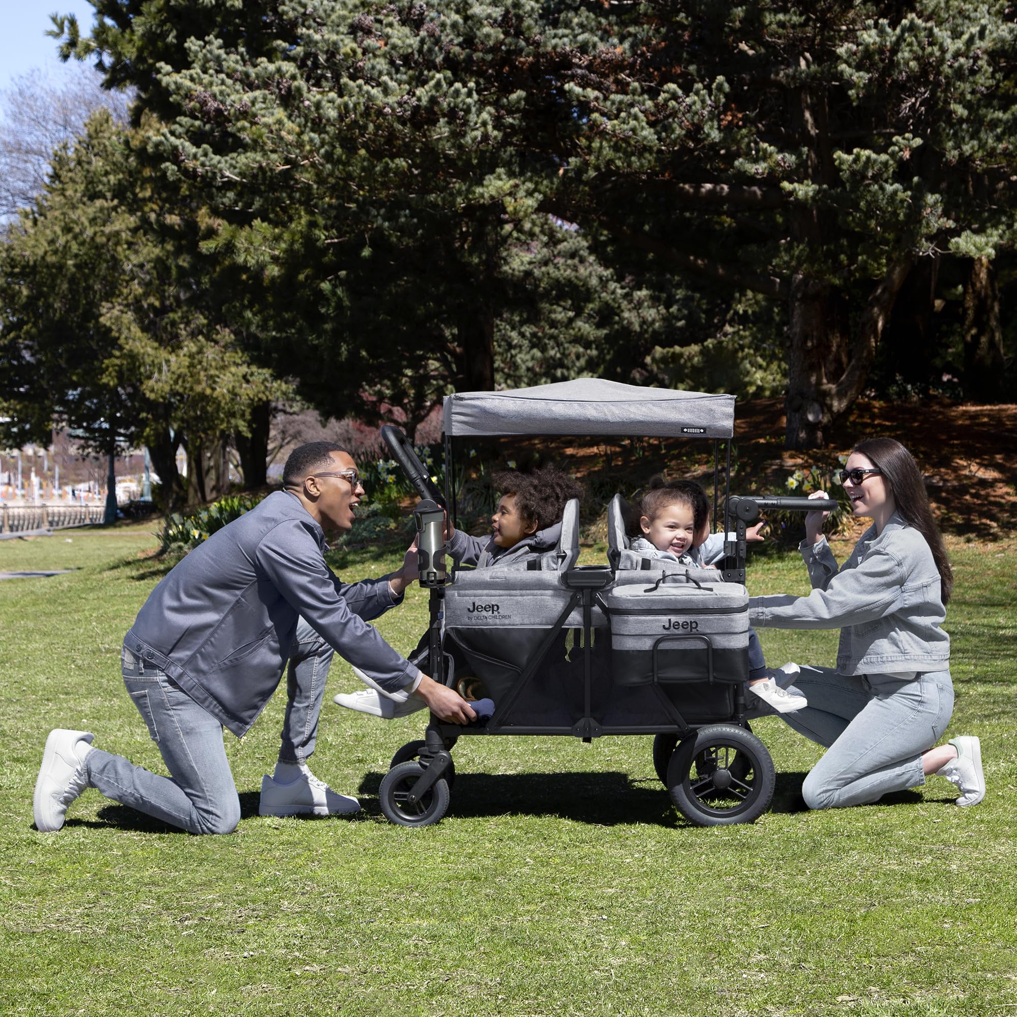 Wrangler Deluxe 4 Seater Stroller Wagon by Delta Children