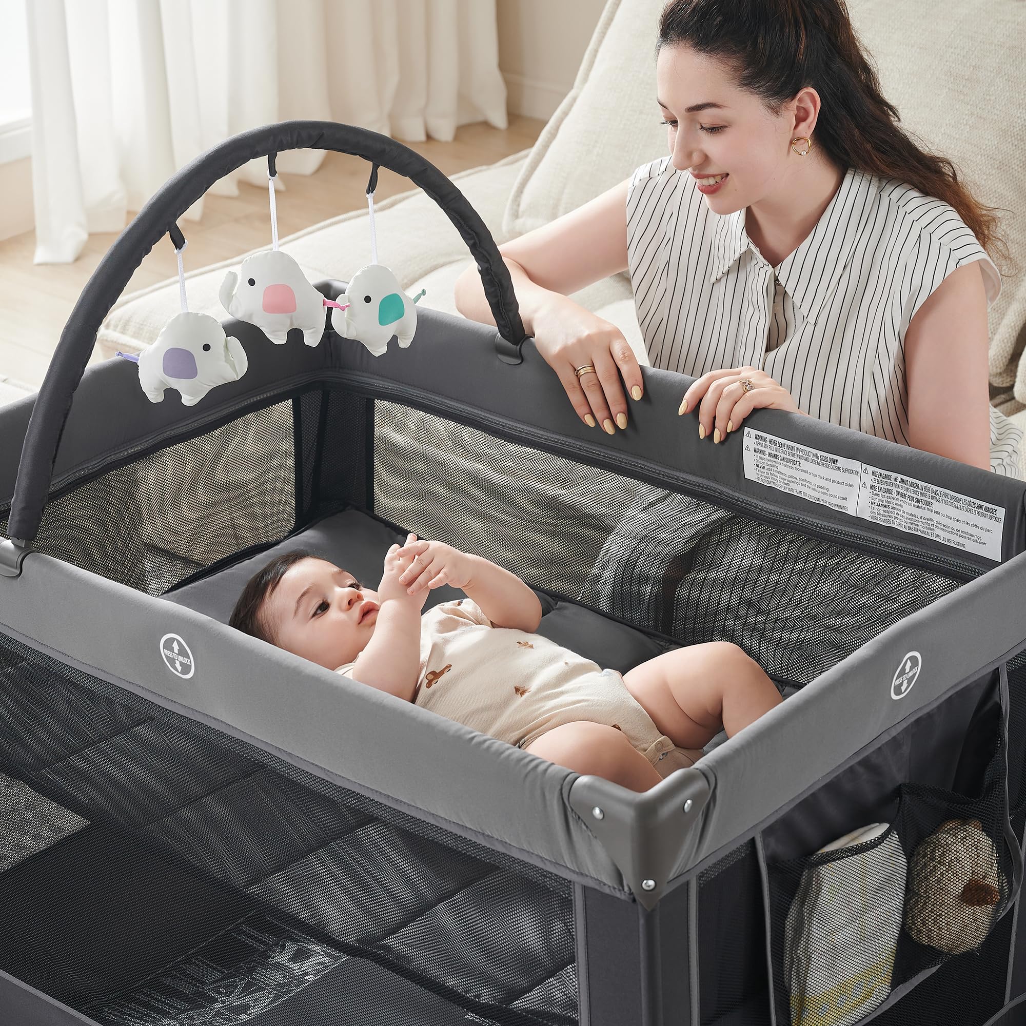 Portable Foldable Baby Playard with Bassinet