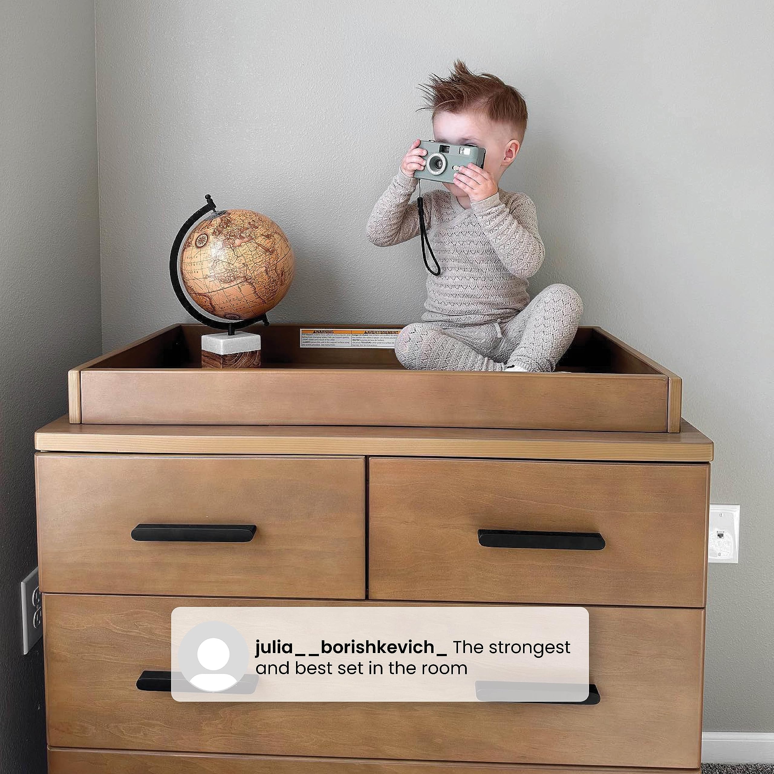 4 Drawer Dresser with Changing Top