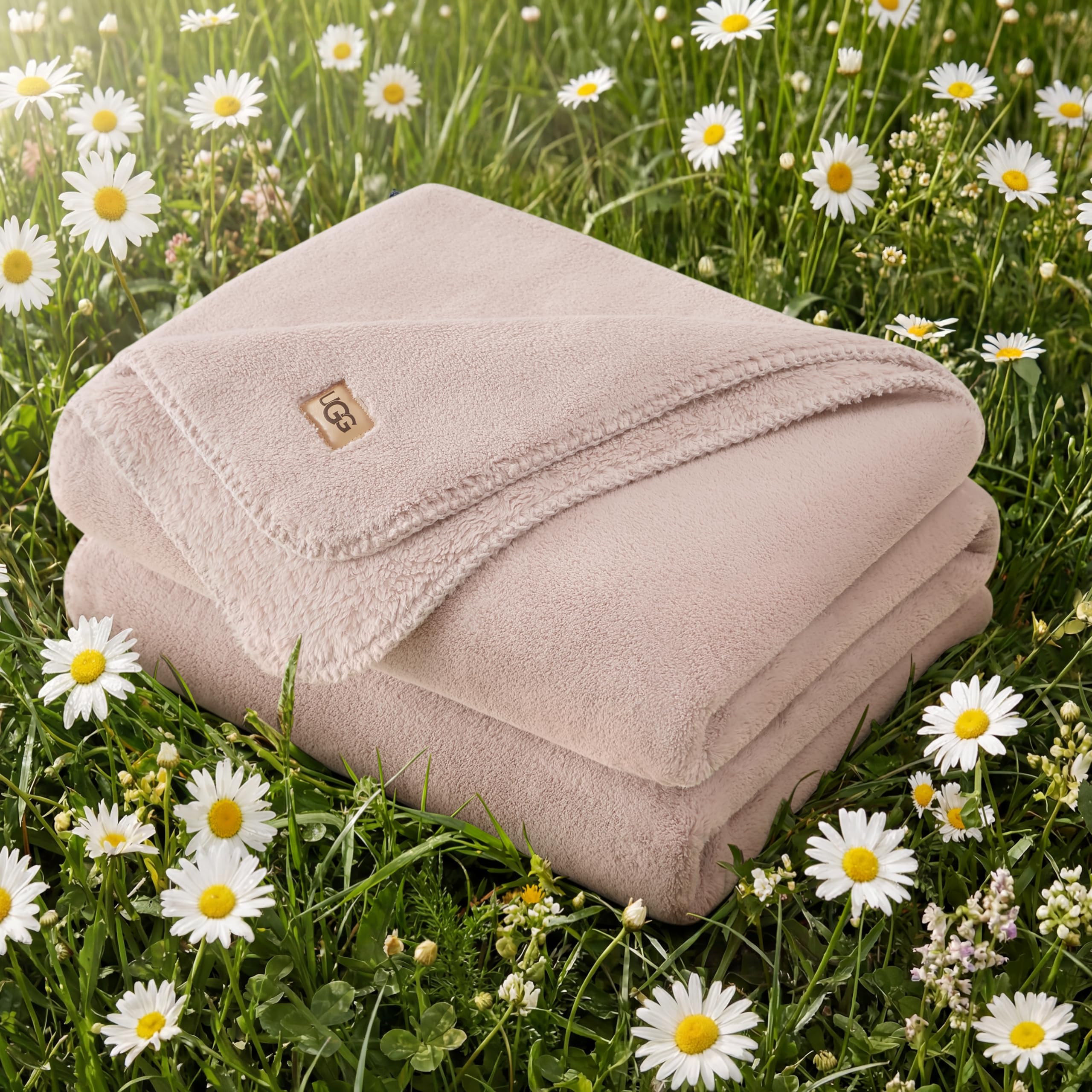 Plush Fleece Throw Blanket 50x70 Inch Soft Hypoallergenic Pink