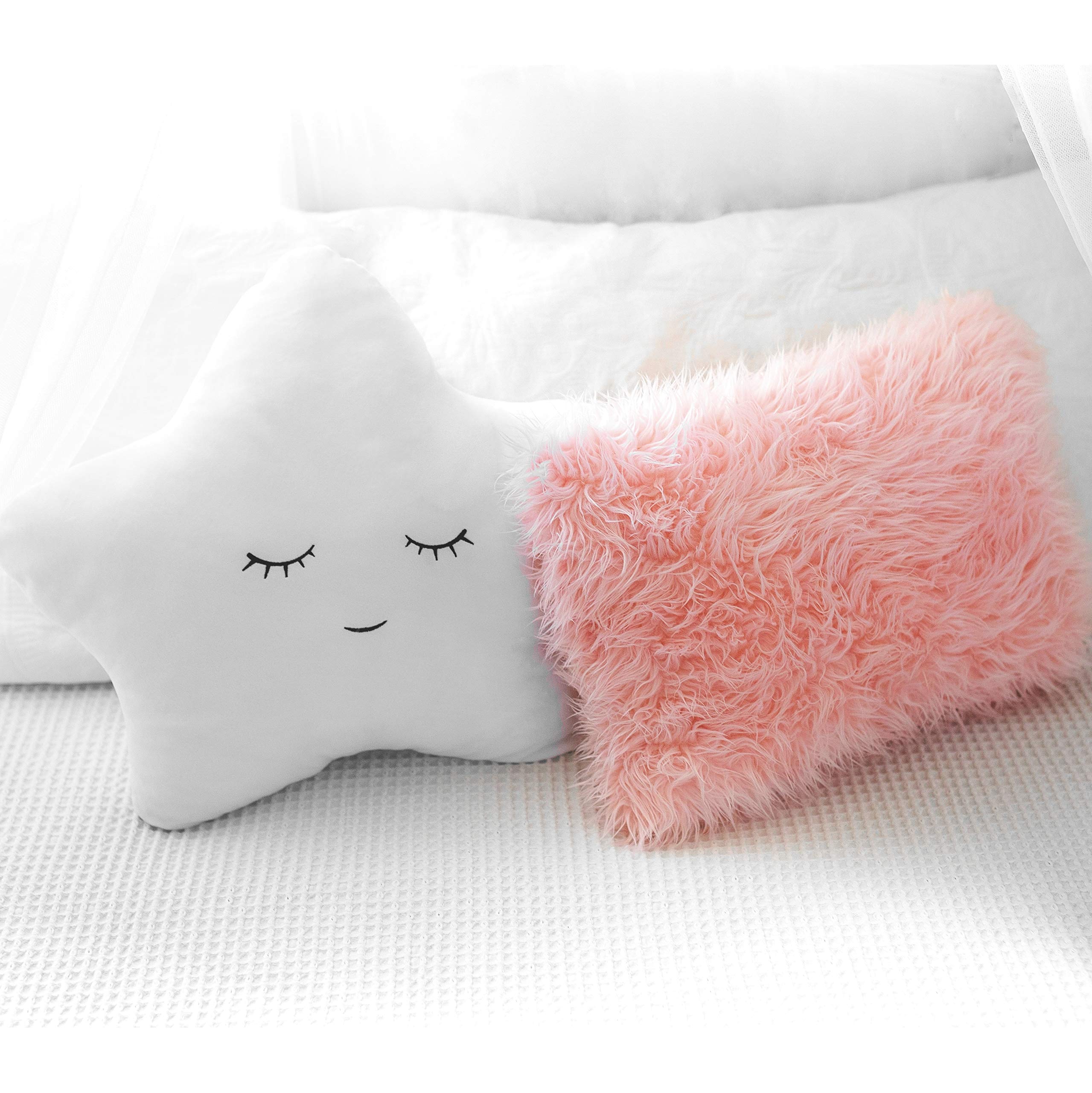 Design Set of 2 Decorative Pillows, Toddler Room. Star Fluffy