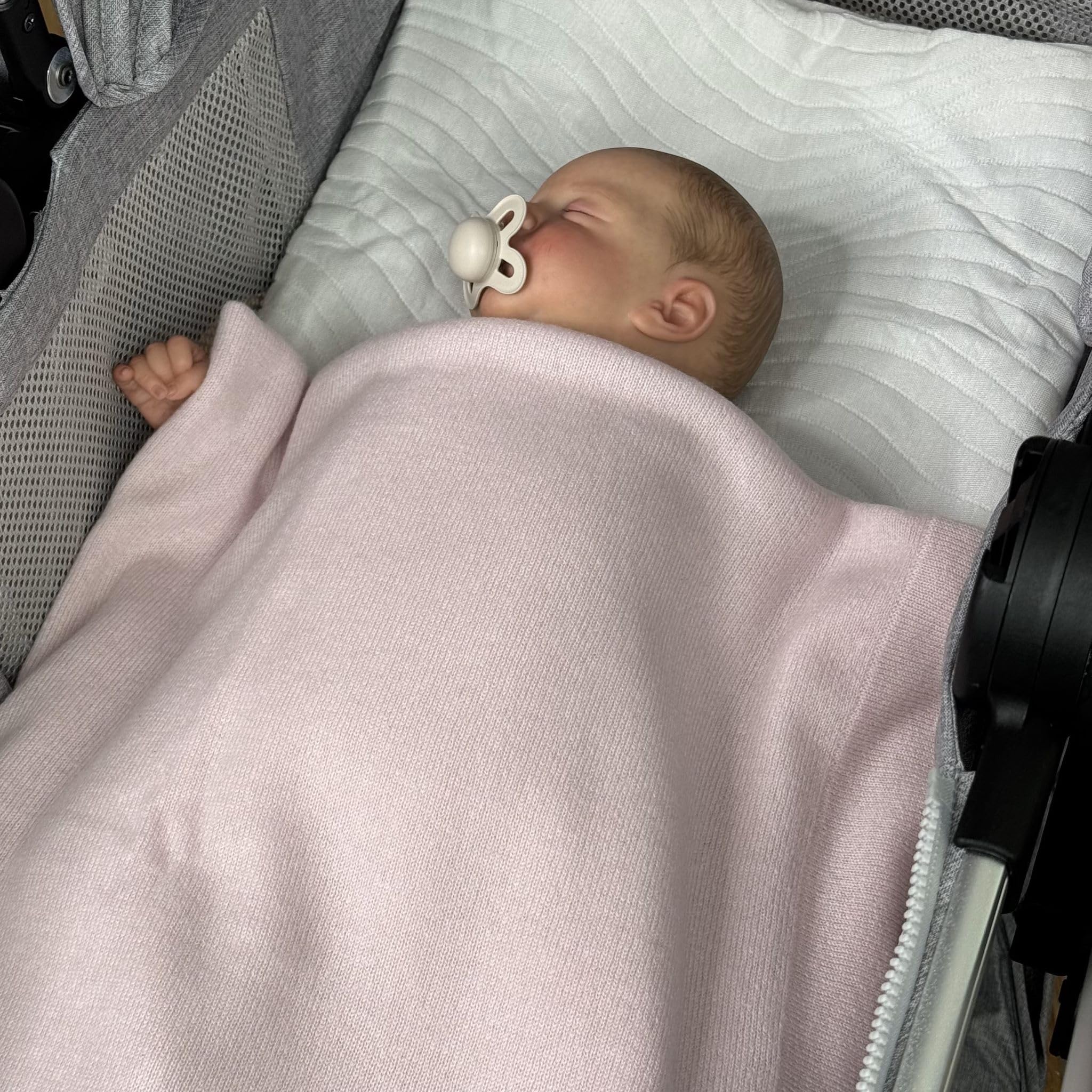 100% Cashmere Baby Blanket Luxe Knit Design in Pink - 32" x 40"