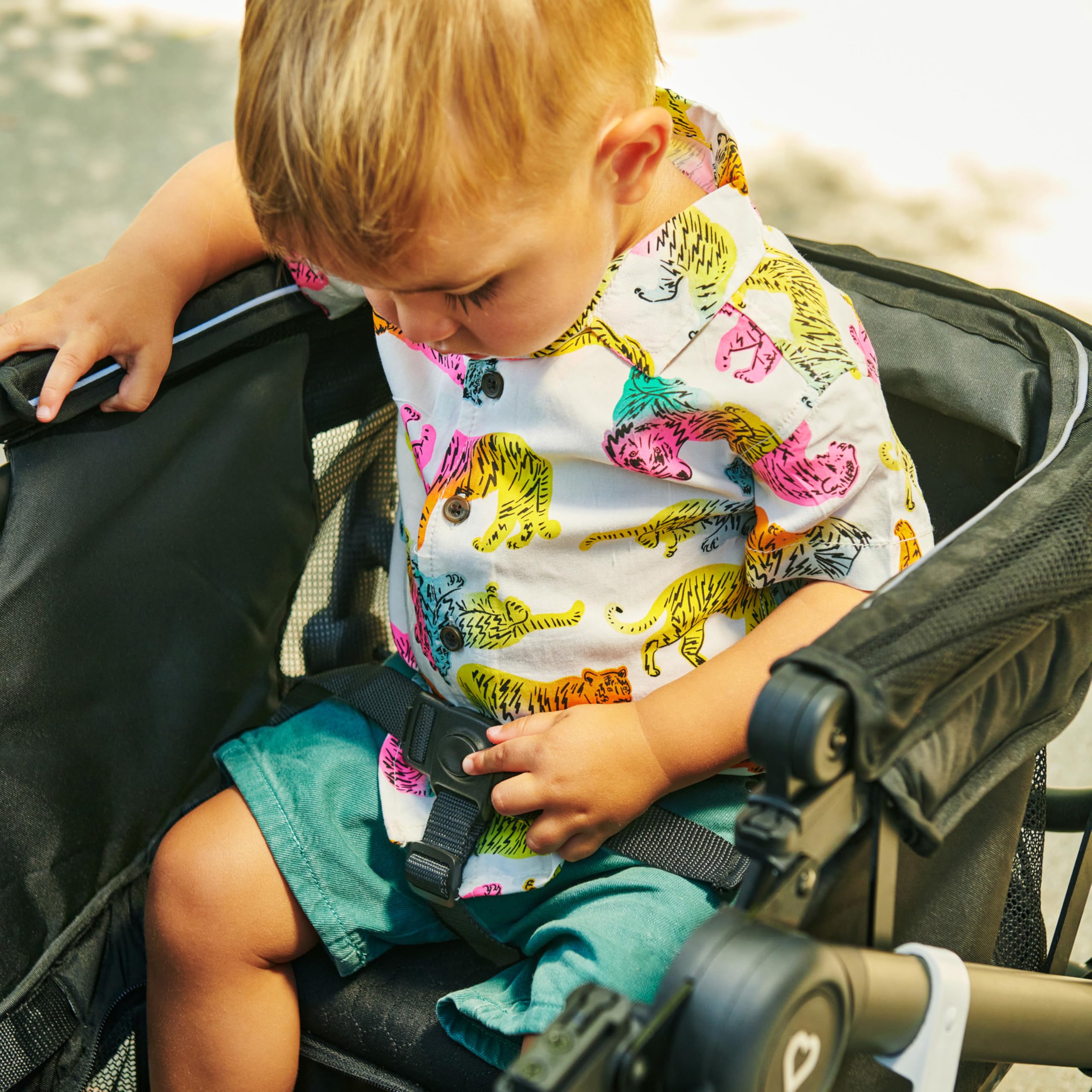Collapsible Wagon for Kids, Foldable, Ultra-Compact and Lightweight Stroller Wagon