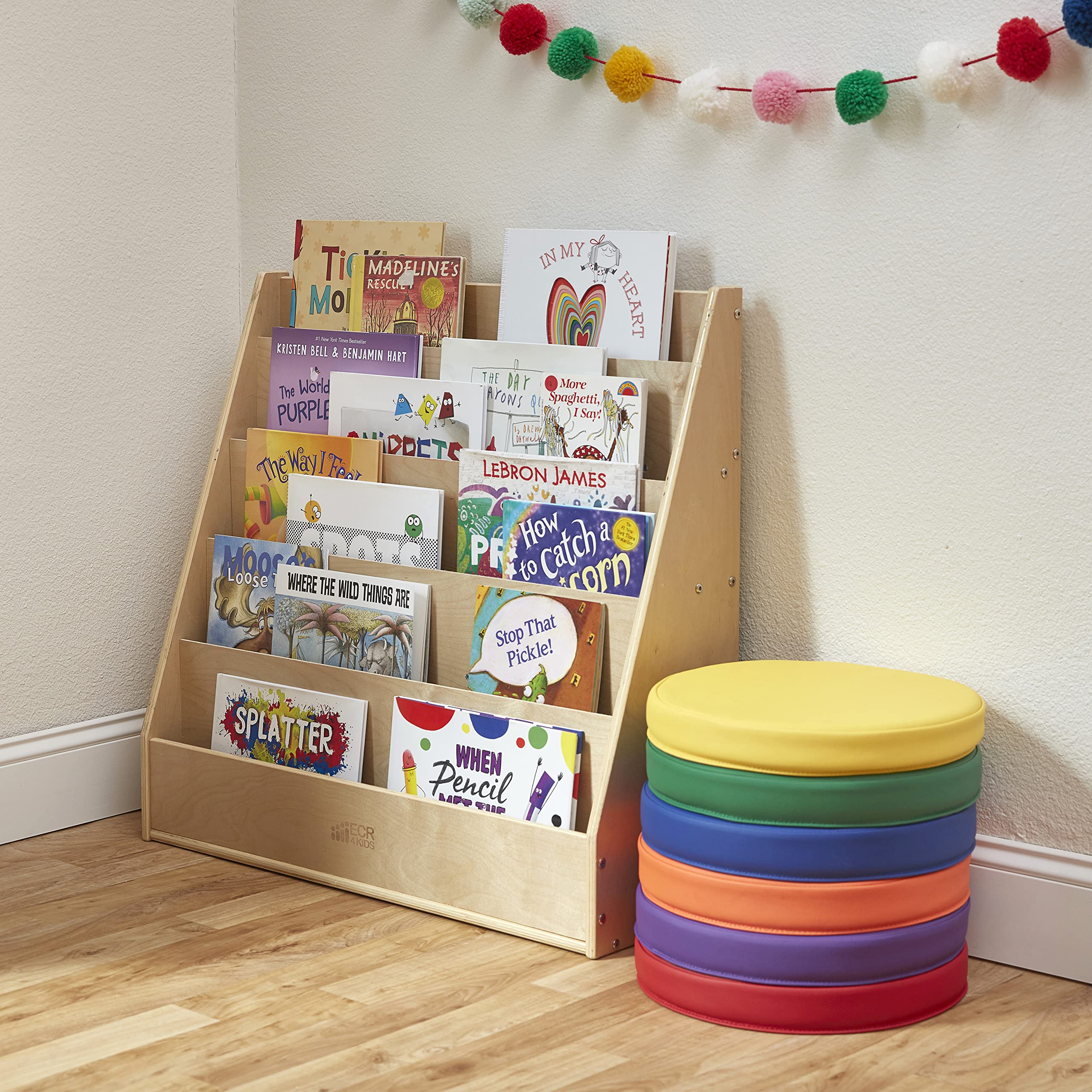 Single-Sided Book Display with Storage