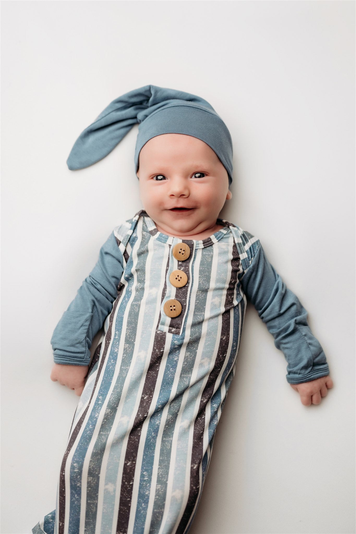 Hendrix | Knot Gown & Hat Set