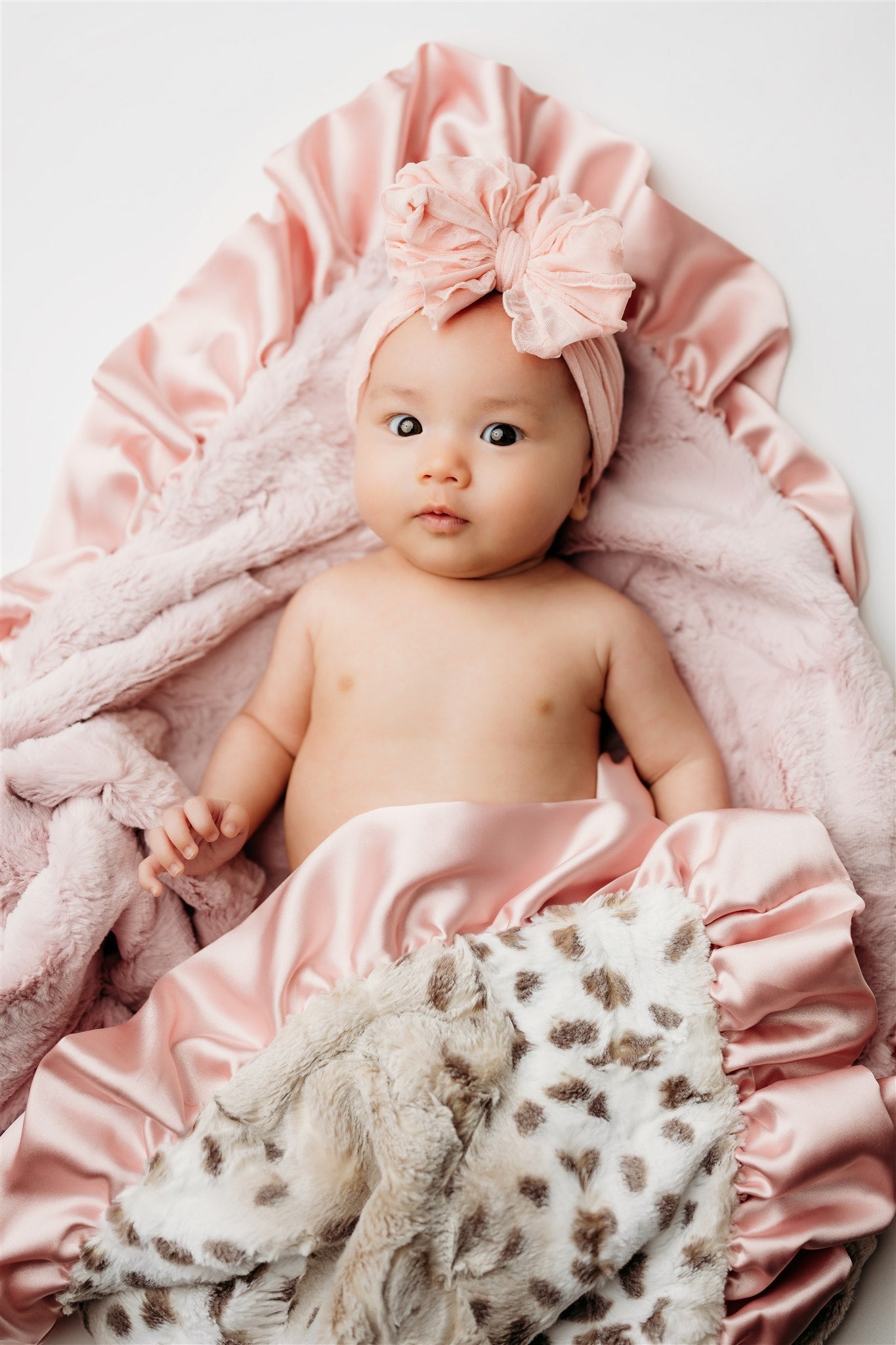 Dusty Pink Snowcat | Luxe Cuddle Blanket