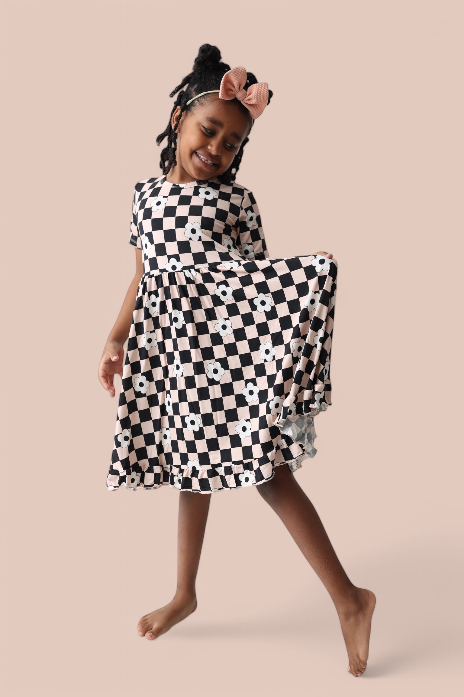 RETRO DAISY CHECKS DREAM SHORT SLEEVE RUFFLE DRESS