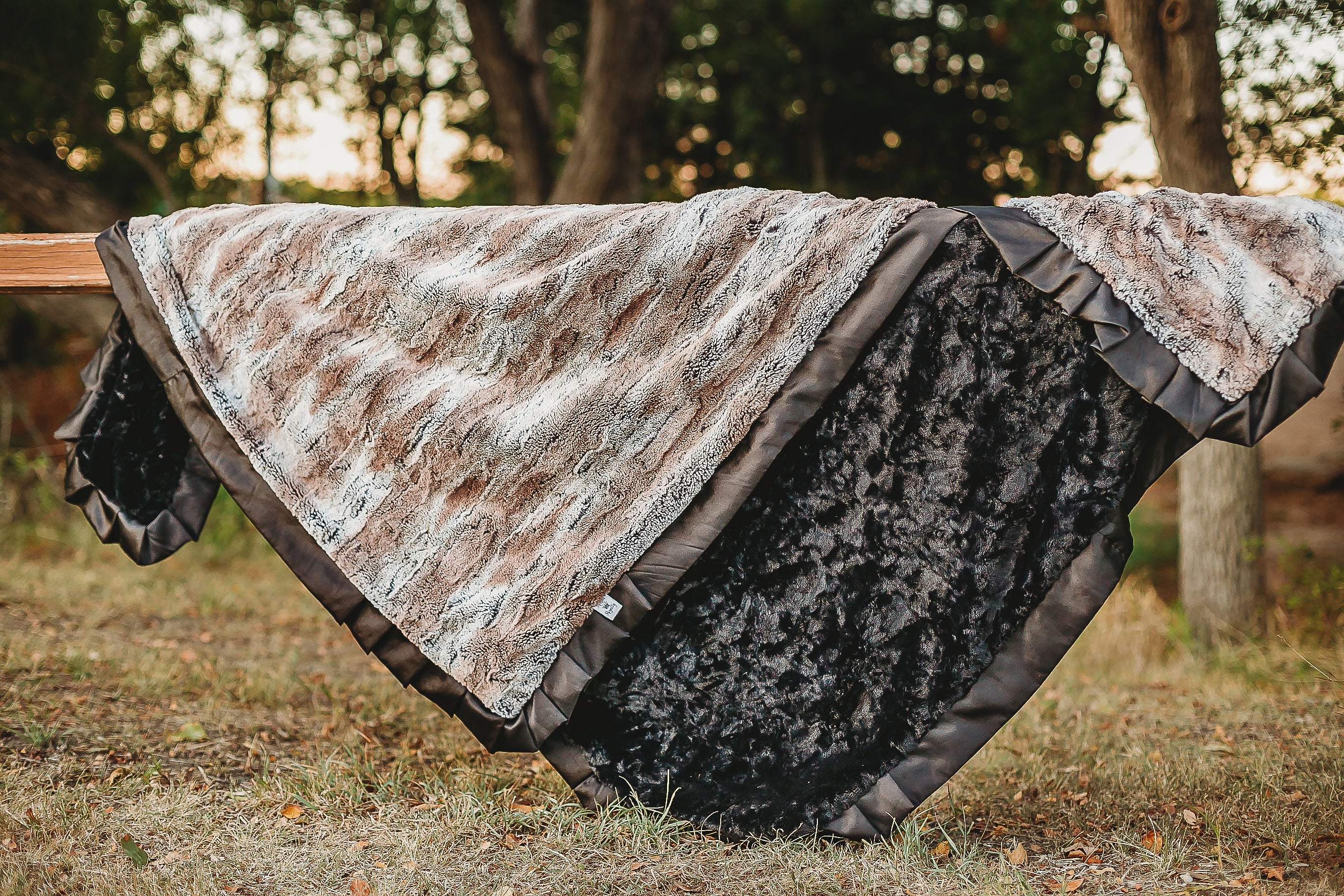 Adult Luxe | Foxy Blanket