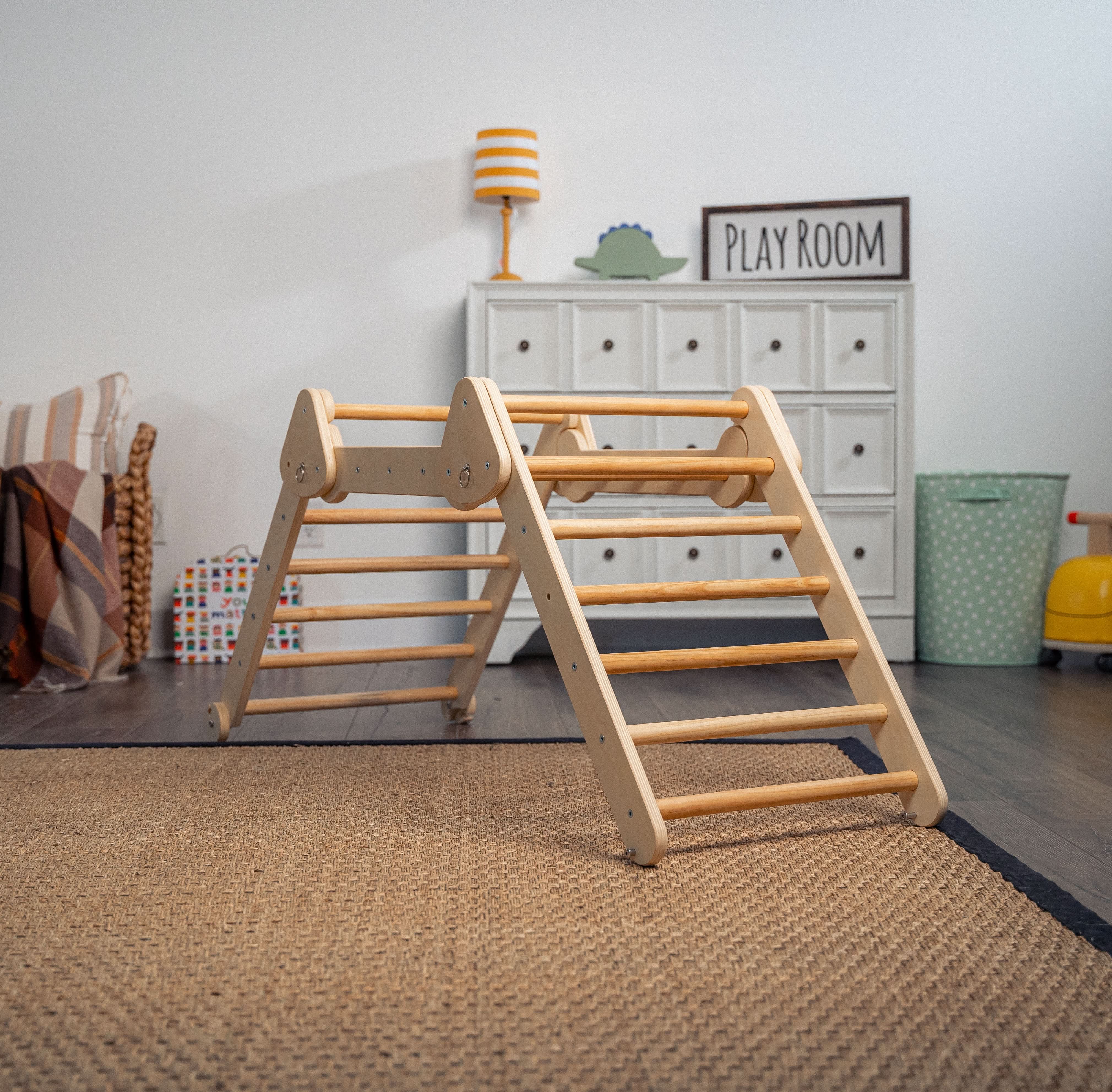 Vicus - Triangle Ladder with Ramp