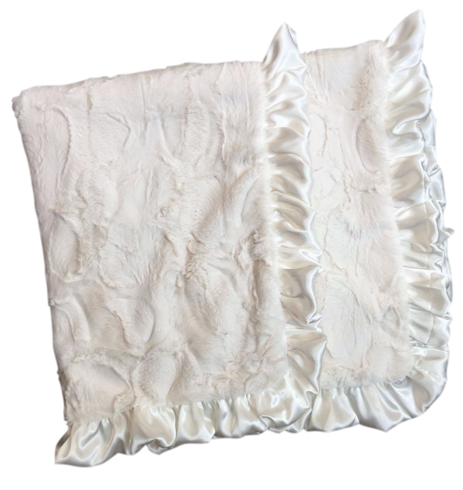 Classic Ivory | Luxe Cuddle Blanket