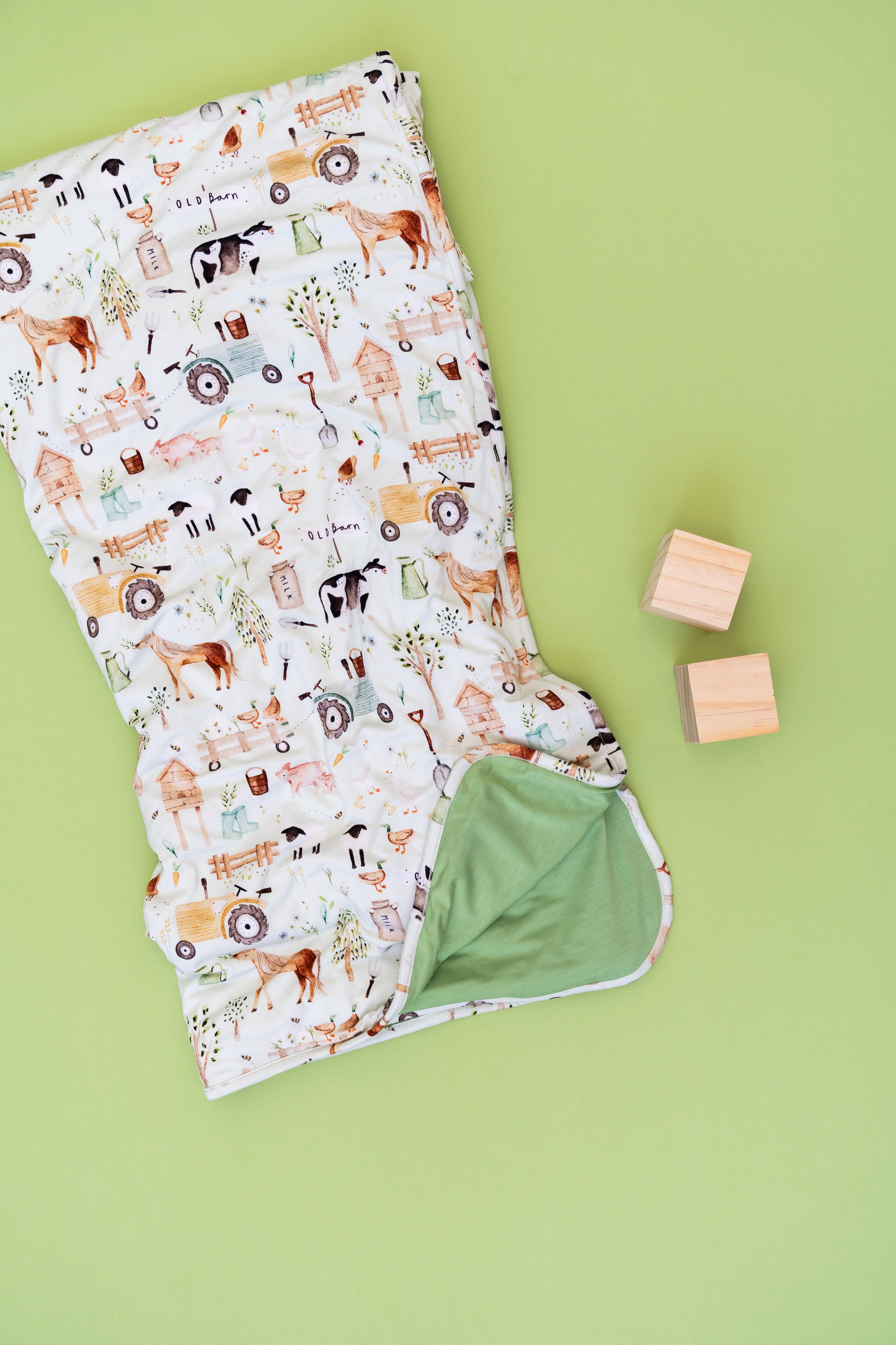 Friendly Farms Huggable Blanket