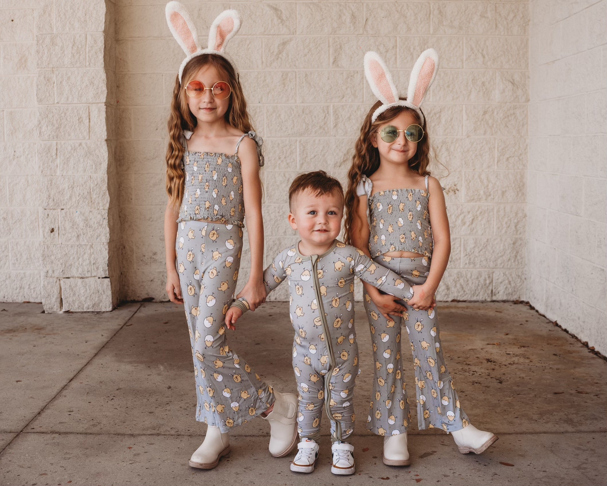 EXCLUSIVE PEEPIN' IT REAL DREAM SMOCKED FLARE SET