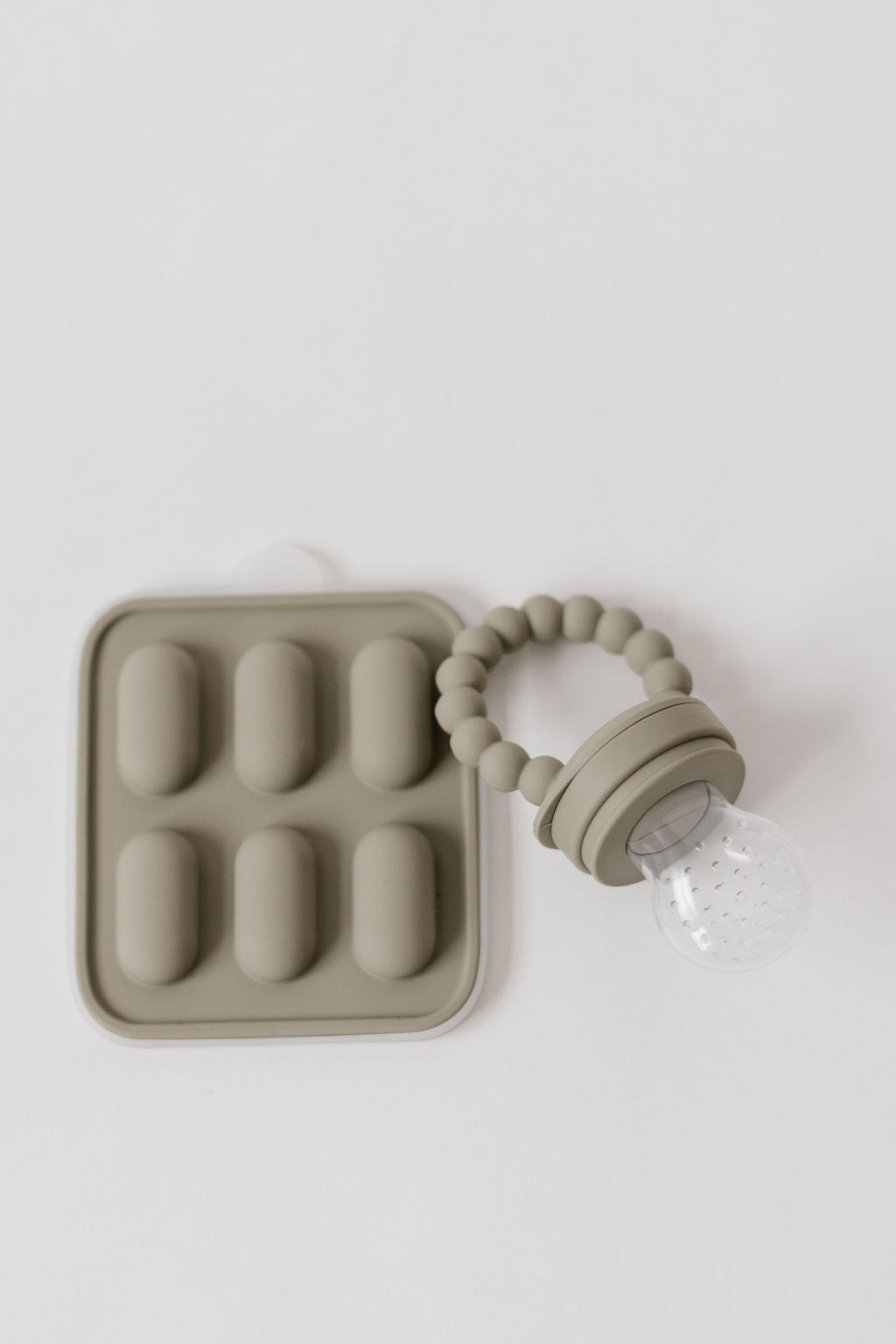 Silicone Fruit feeder & Ice Tray Set