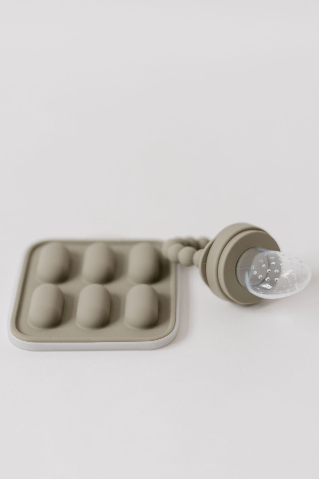 Silicone Fruit feeder & Ice Tray Set