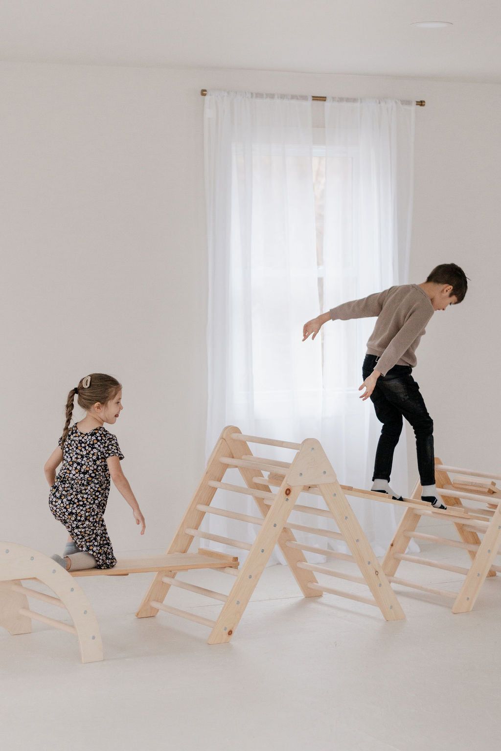Climbing Triangles & Arch Sets