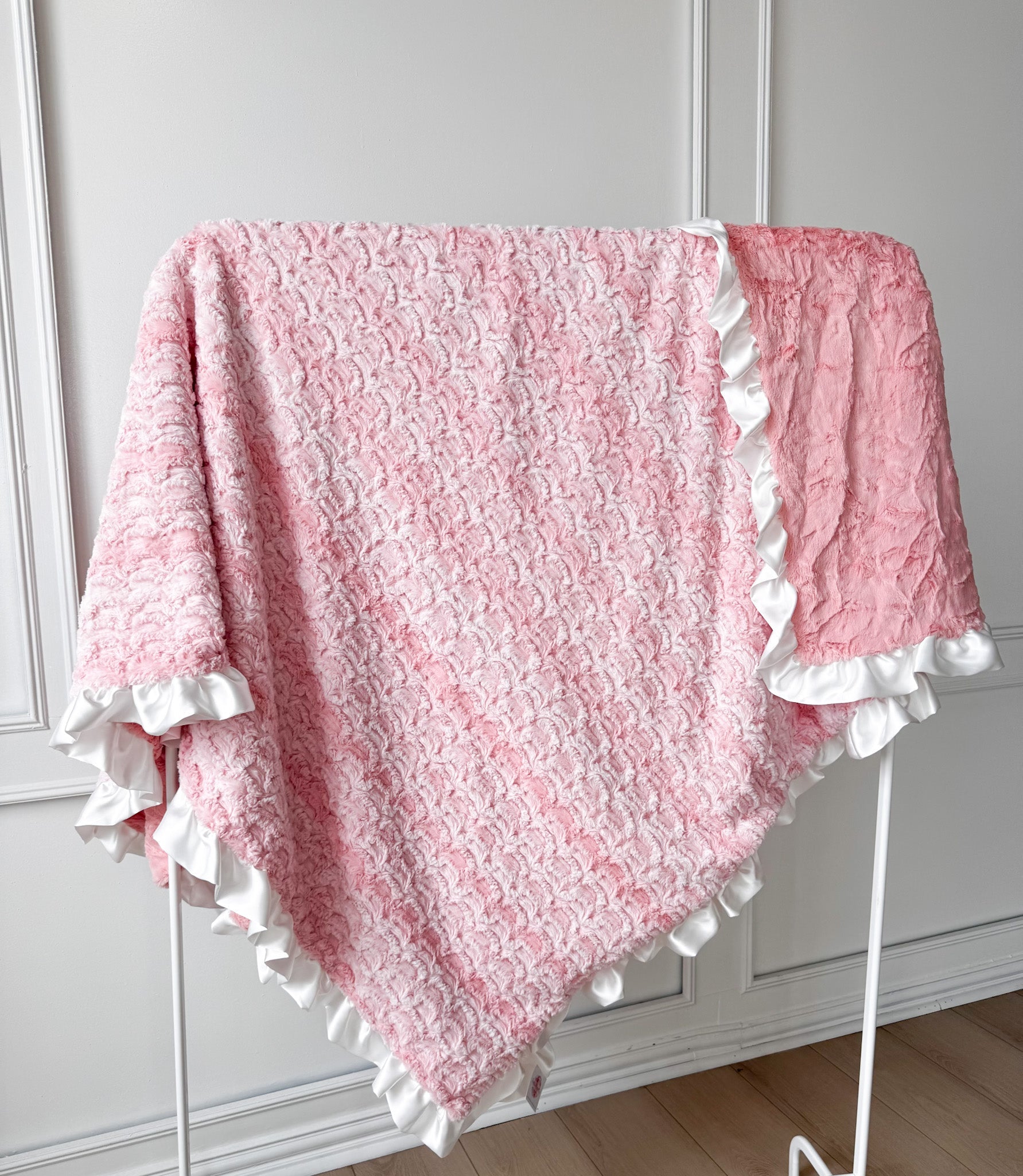 Coraluxe Marble | Luxe Cuddle Blanket