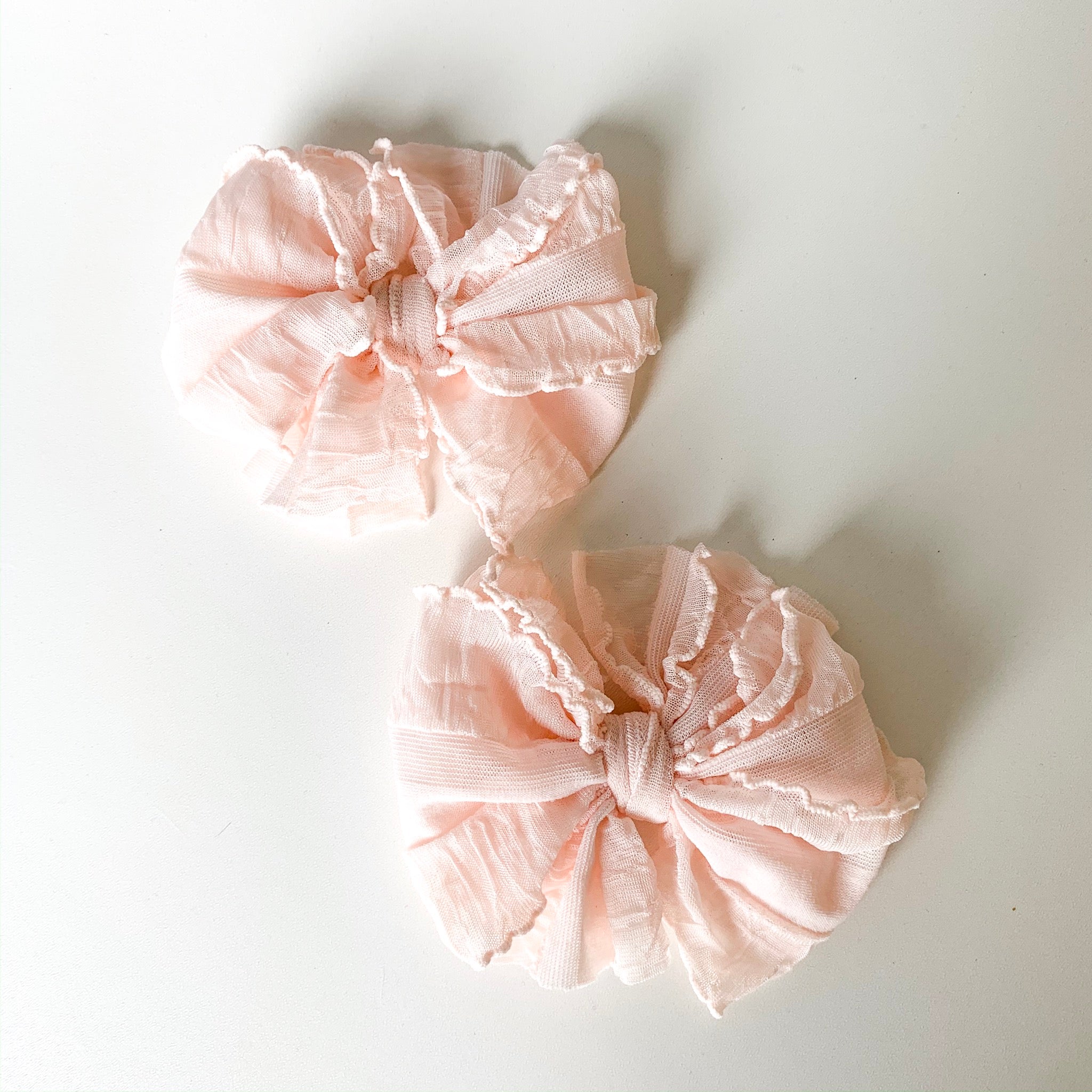 Peachy Keen Piggy Ruffle Clip