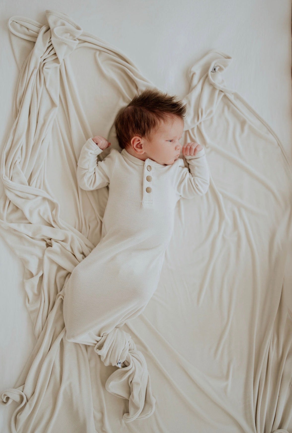 oatmeal ribbed knotted sleeper