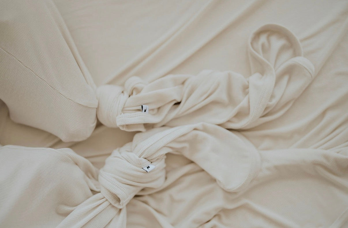 oatmeal ribbed knotted sleeper